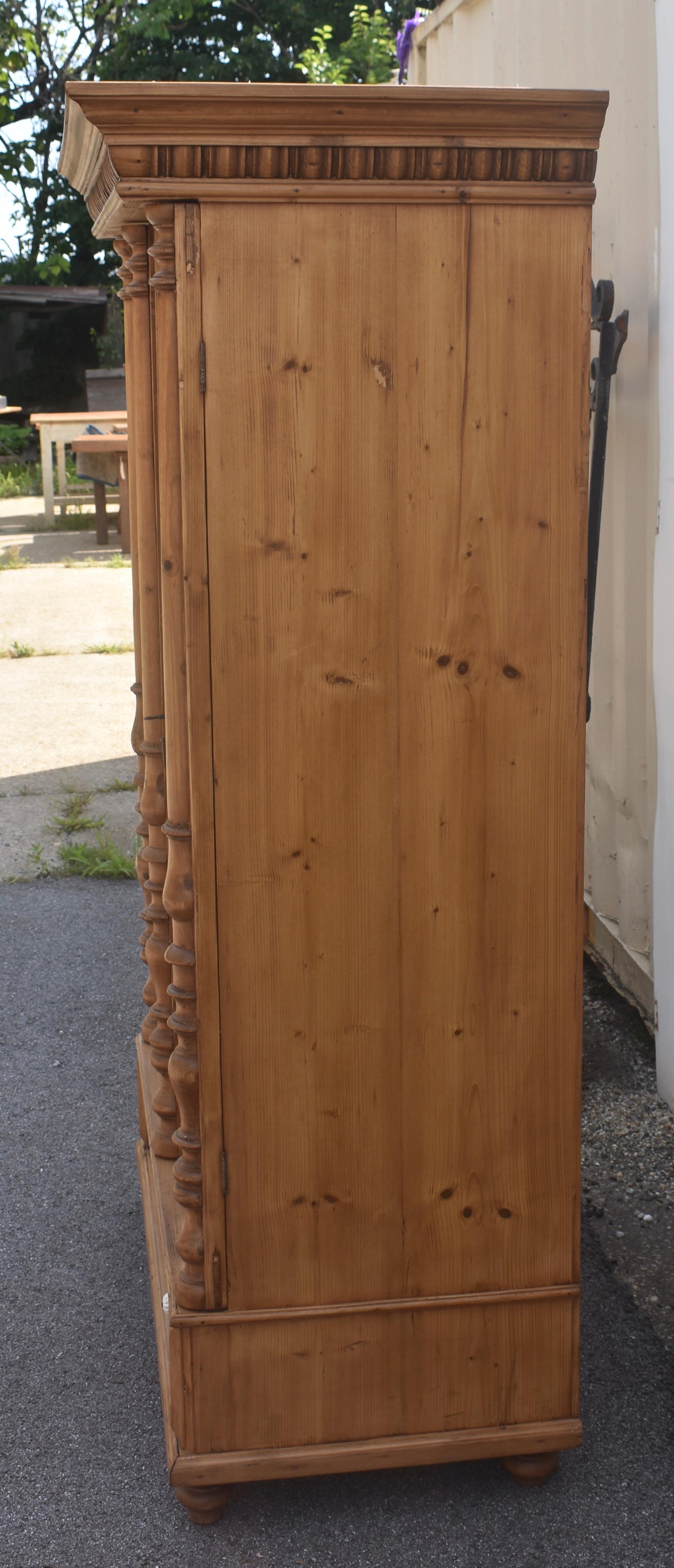 Armario Dos Puertas Pino Húngaro en venta