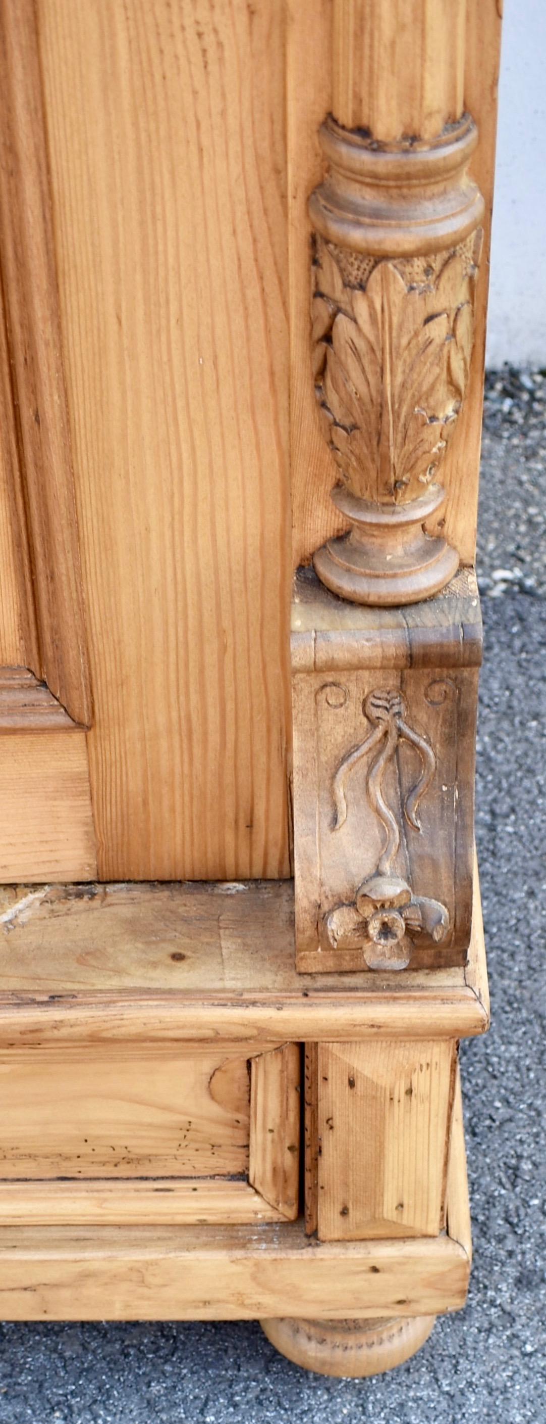 Kiefernholz Zweitüriger Kleiderschrank im Angebot 2