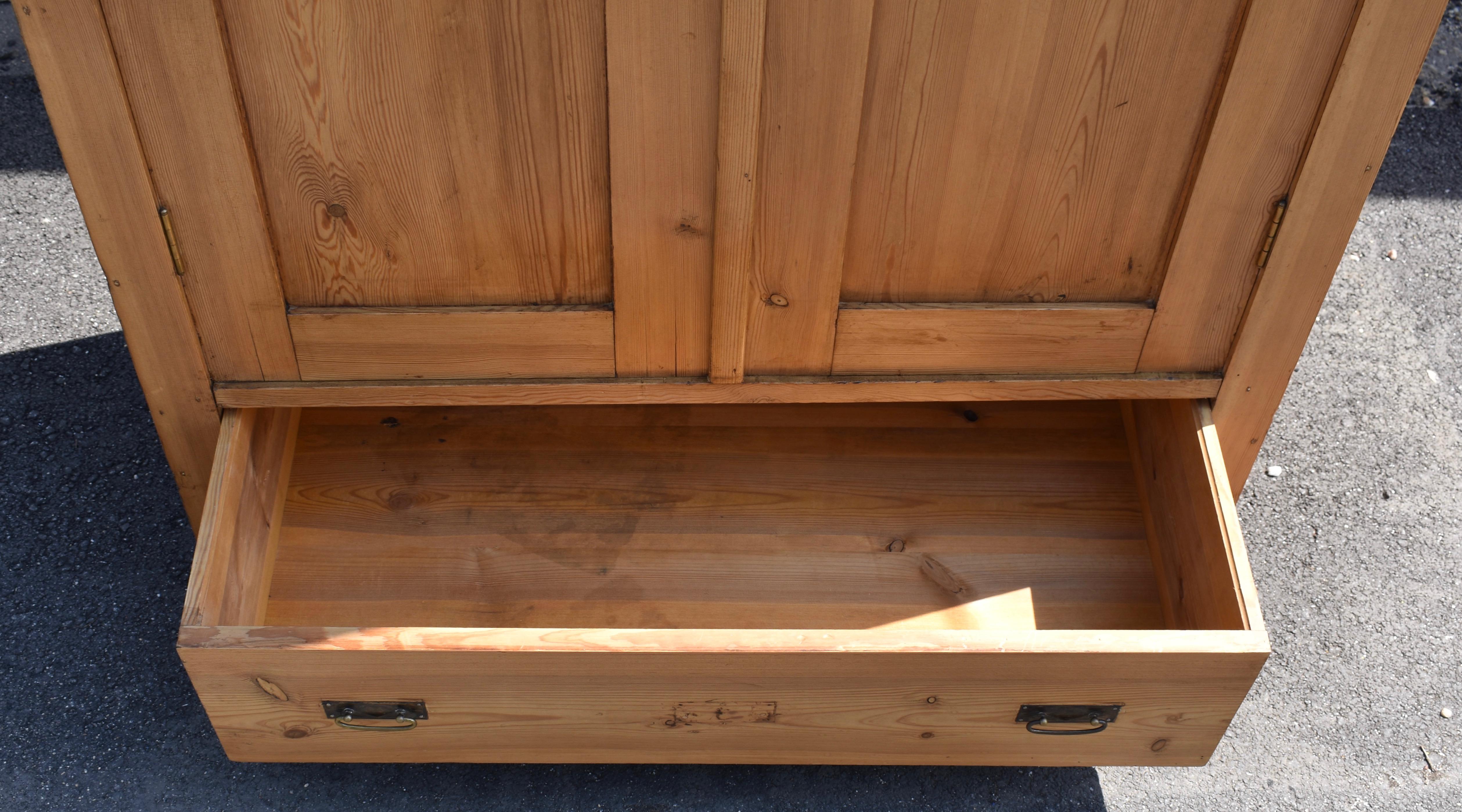 Pine Two Door Bonnet Top Armoire 5