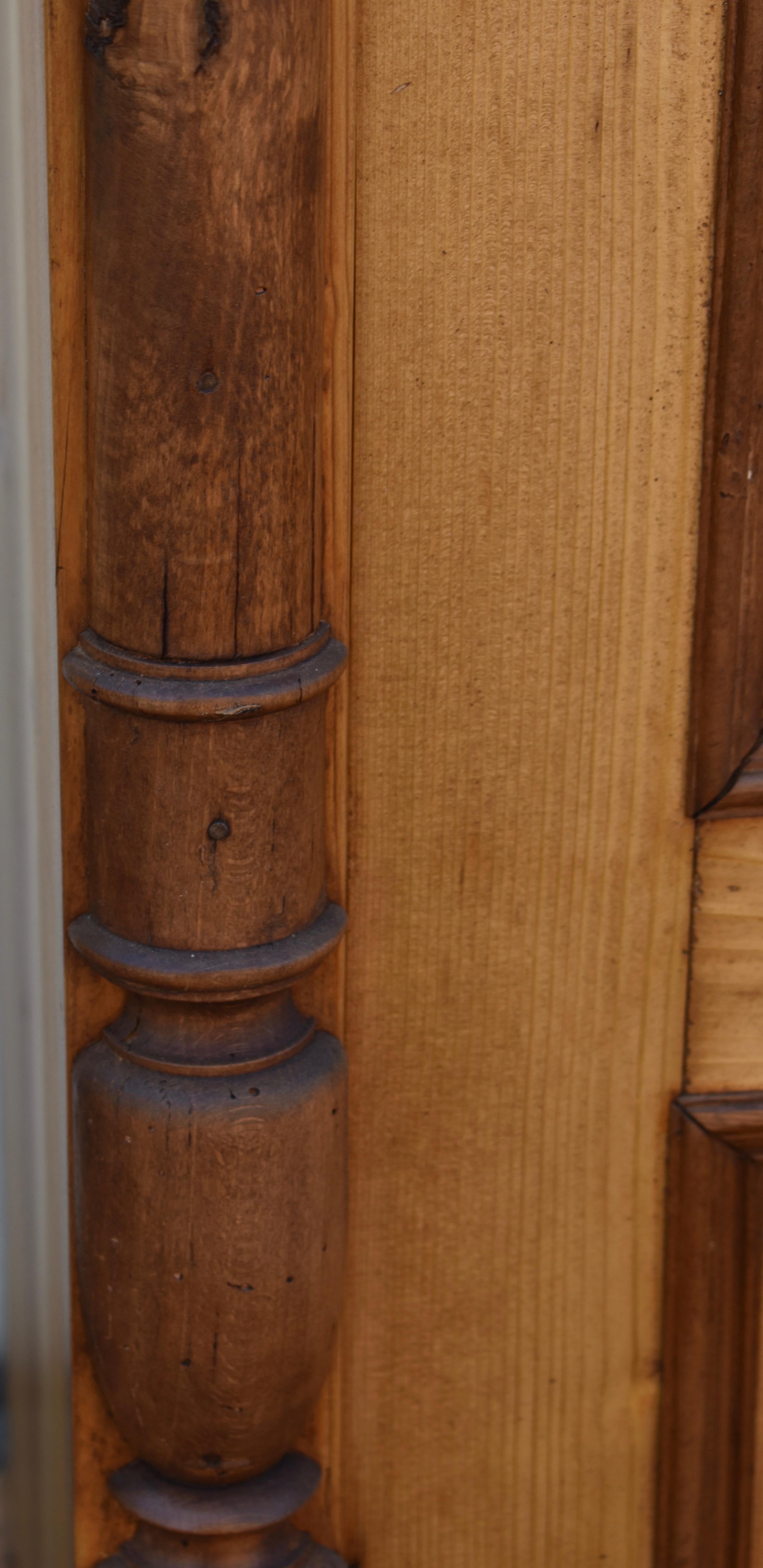 Armoire a due ante in pino in vendita 3