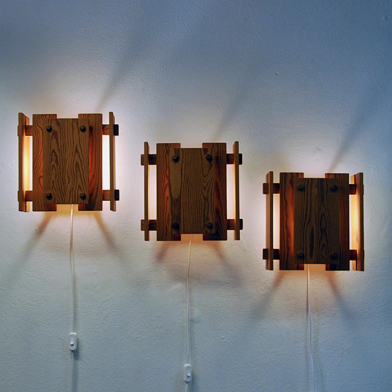 Pine wall lamps set of three by Gunnar Næss for Høvik Verk, Norway 1970s 2