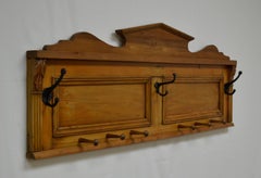 Pine Wall-Mounted Hat and Coat Rack