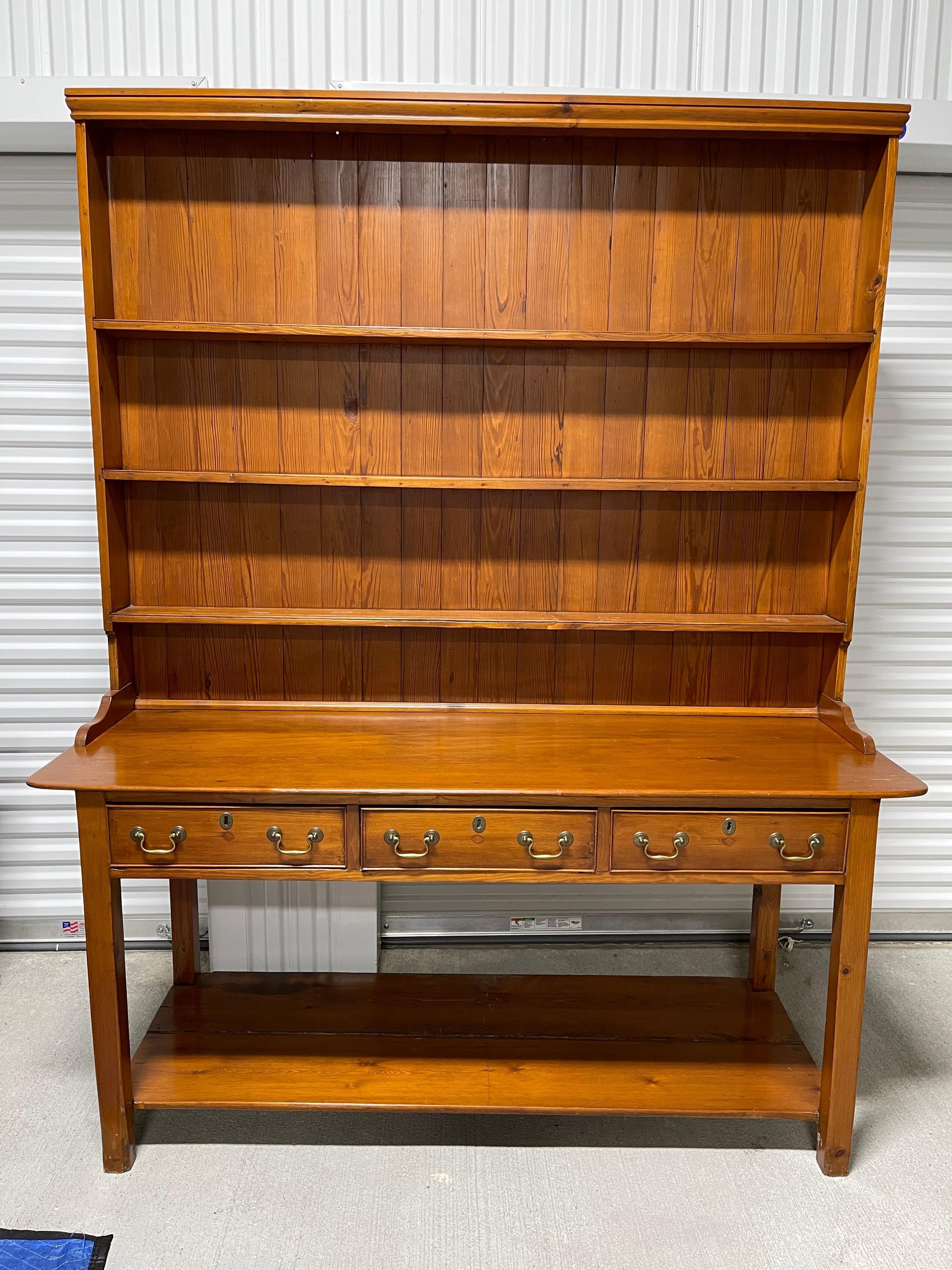 Walnut welsh dresser, late 19th century.