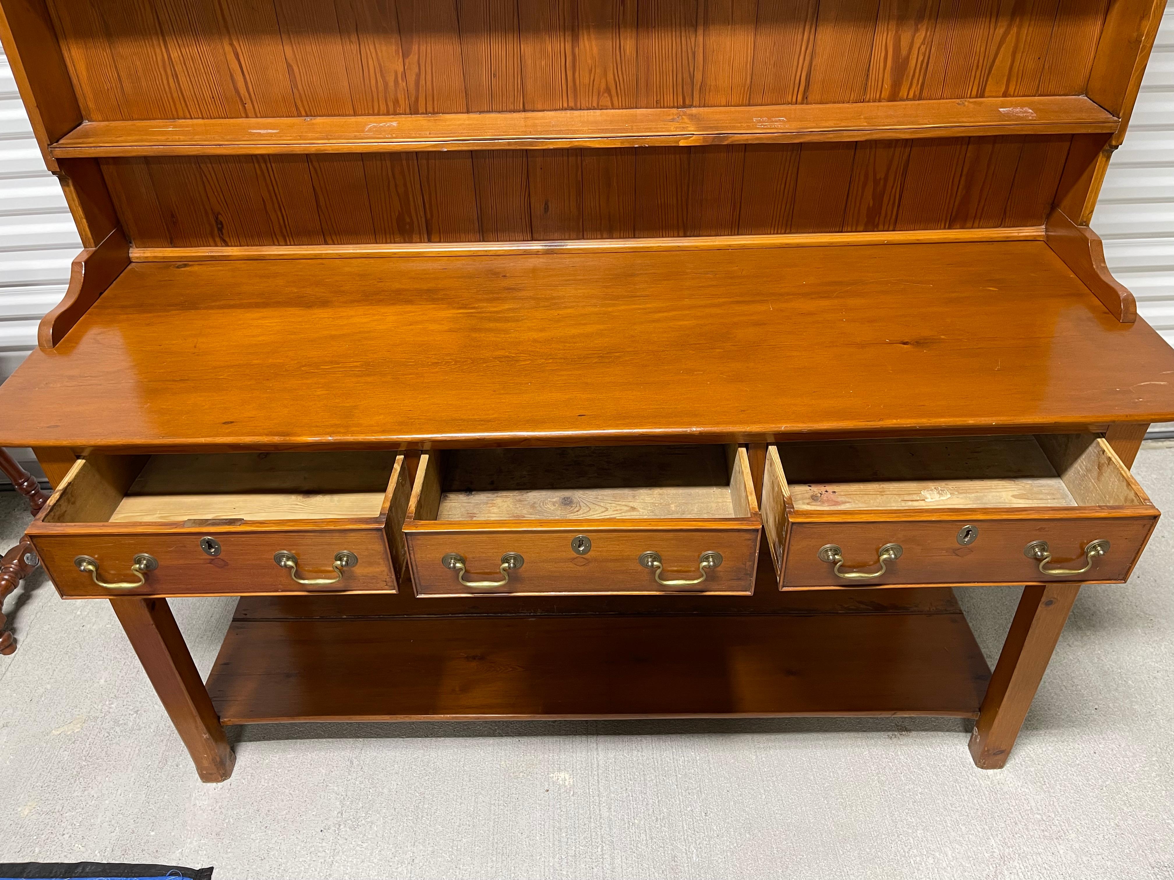 Walnut Welsh Dresser, Late 19th Century 4