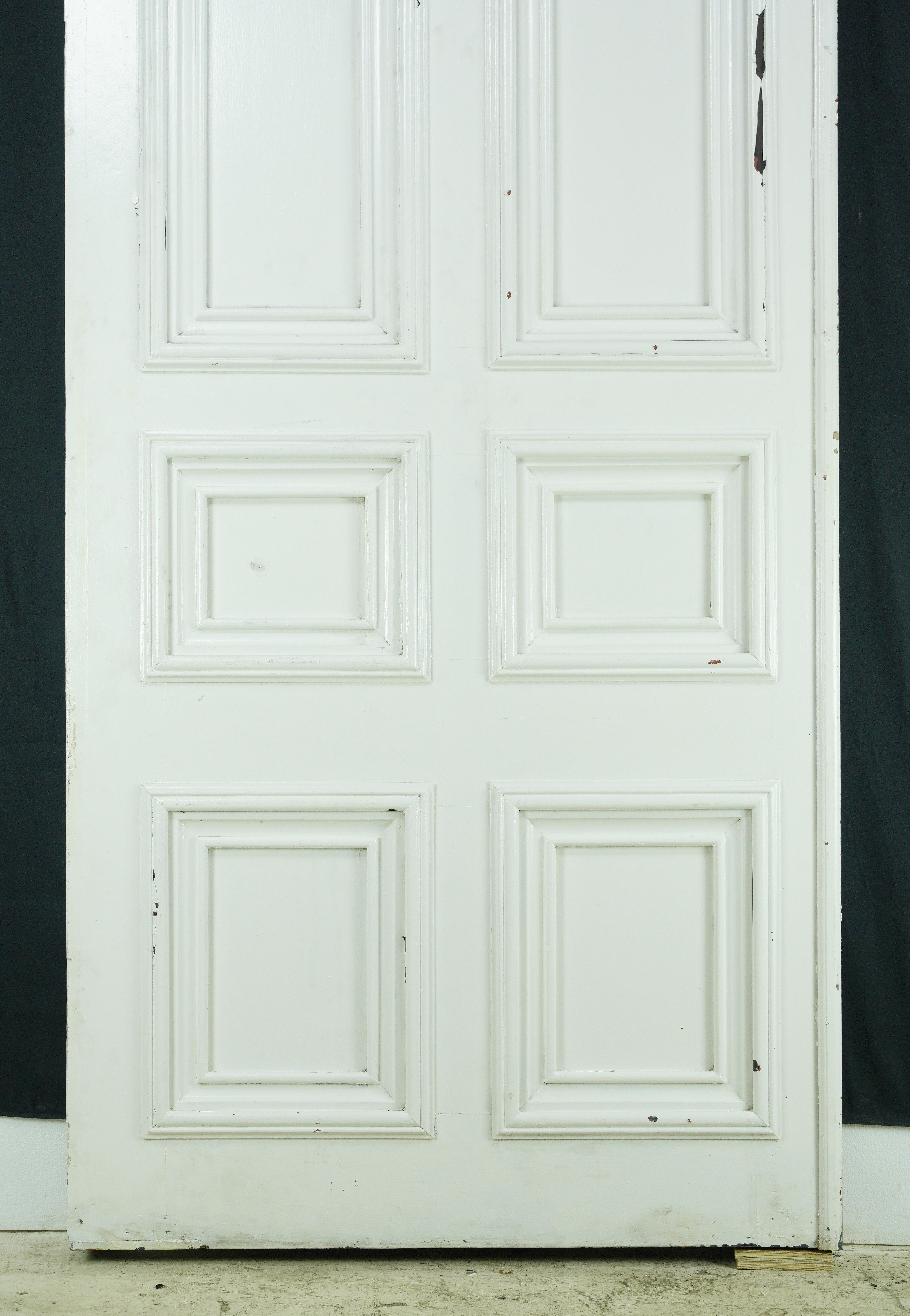 Pine White 6 Pane Double Doors 117.562 x 92 In Good Condition For Sale In New York, NY