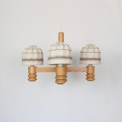 Lustre en bois de pin par Solbackens Svarveri, Suède, 1970