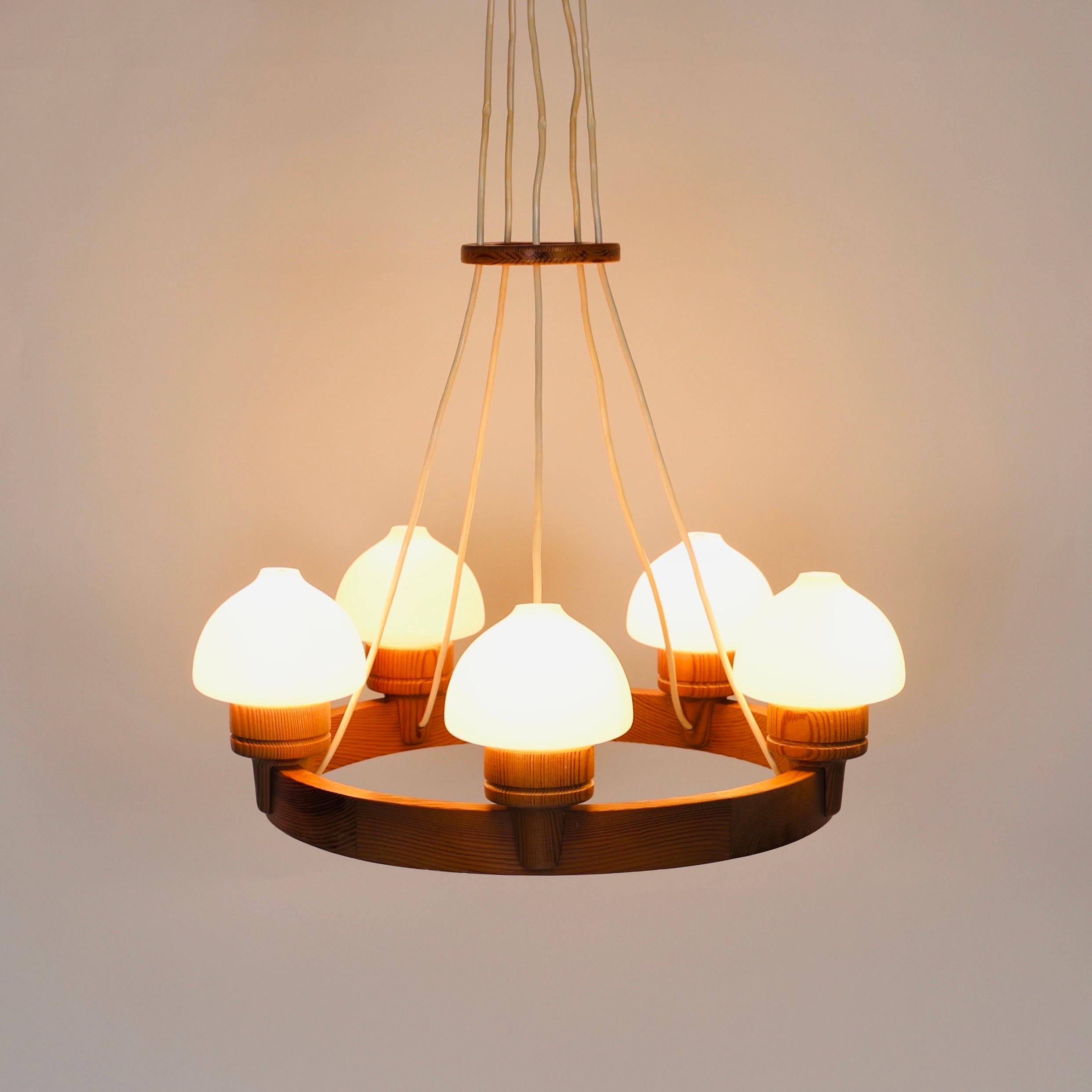 Lustre en bois de pin par Uno Dahlen pour Aneta, Suède, 1970 en vente 2