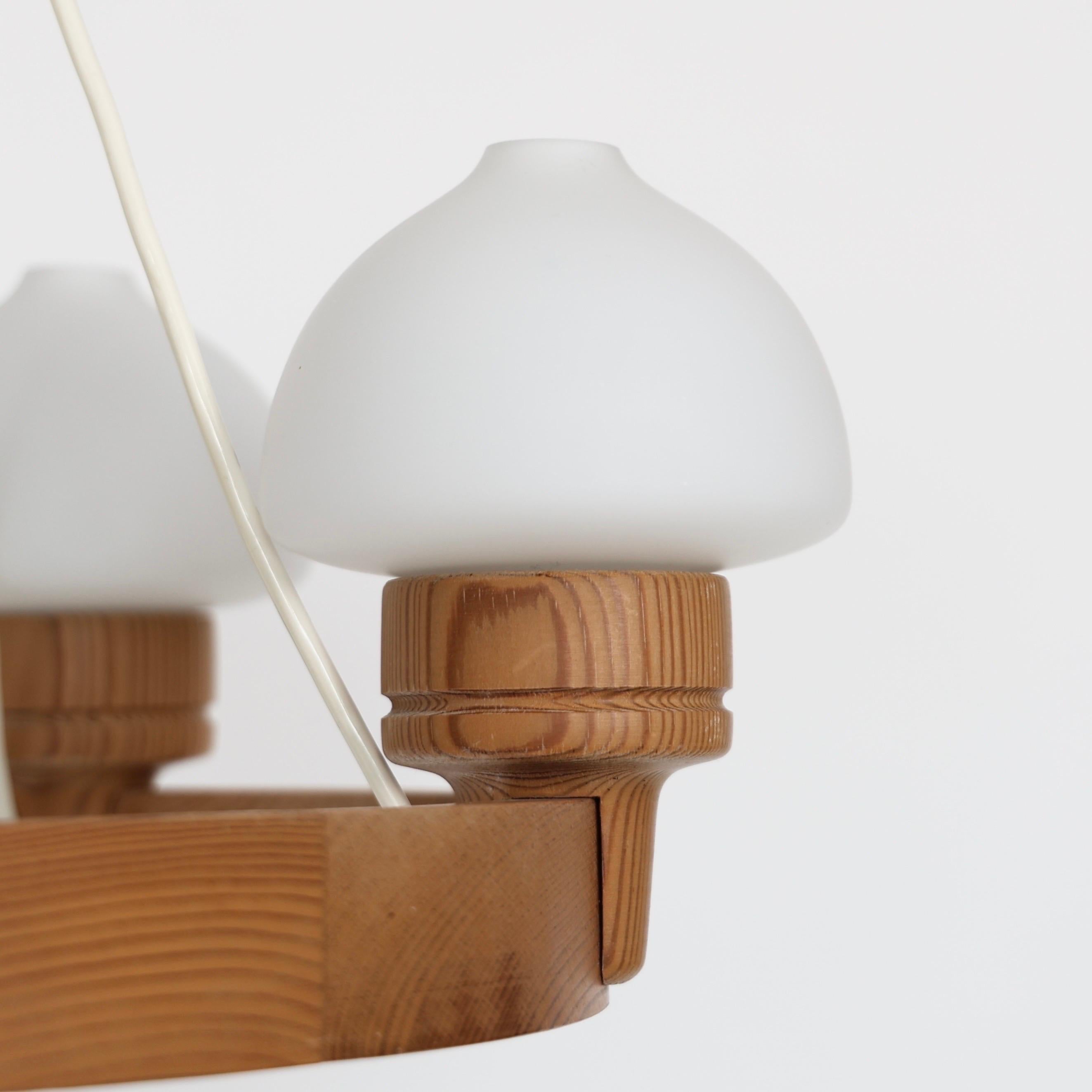 Lustre en bois de pin par Uno Dahlen pour Aneta, Suède, 1970 en vente 3