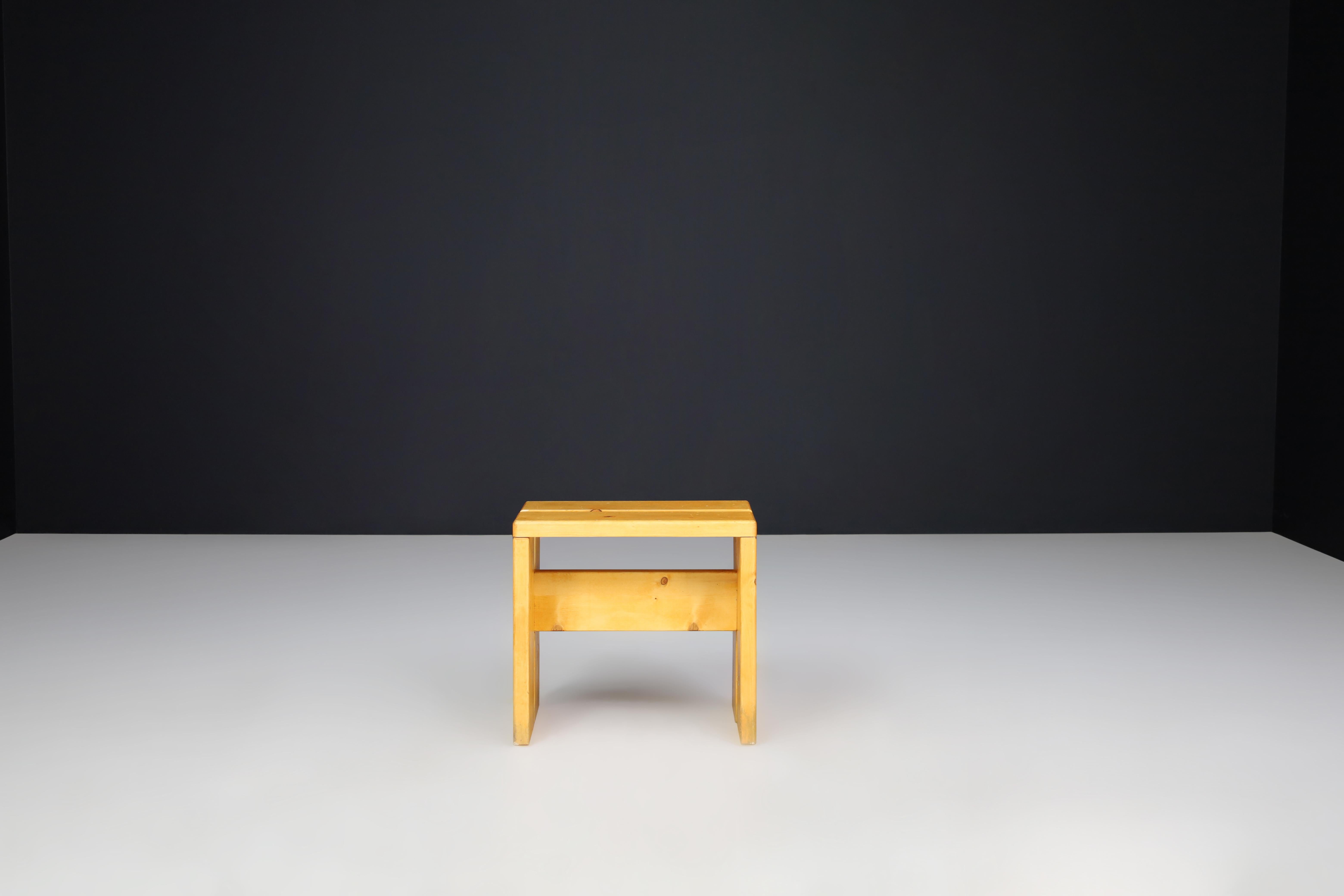 Pine Wood Charlotte Perriand Stool for Les Arcs, France, 1960s For Sale 2