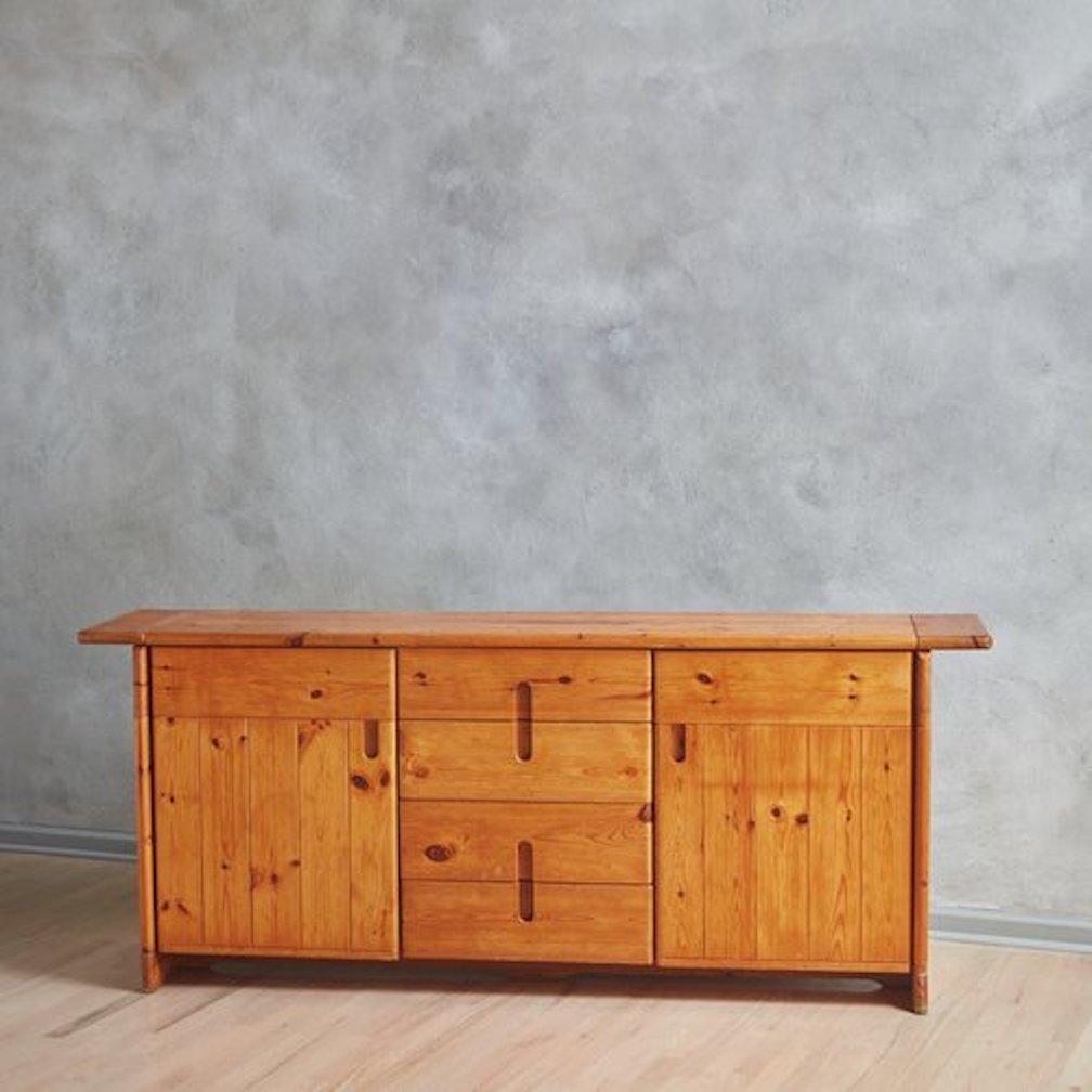 Mid-Century Modern Pine Wood Credenza in the Style of Silvio Coppola, 1960s For Sale