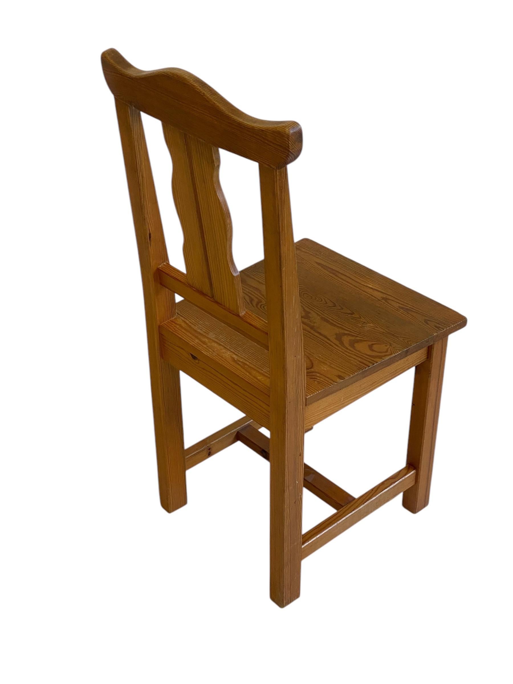Esszimmerstühle aus Kiefernholz, 1970er Jahre, Schweden, 5er-Set im Zustand „Gut“ im Angebot in Göteborg, SE