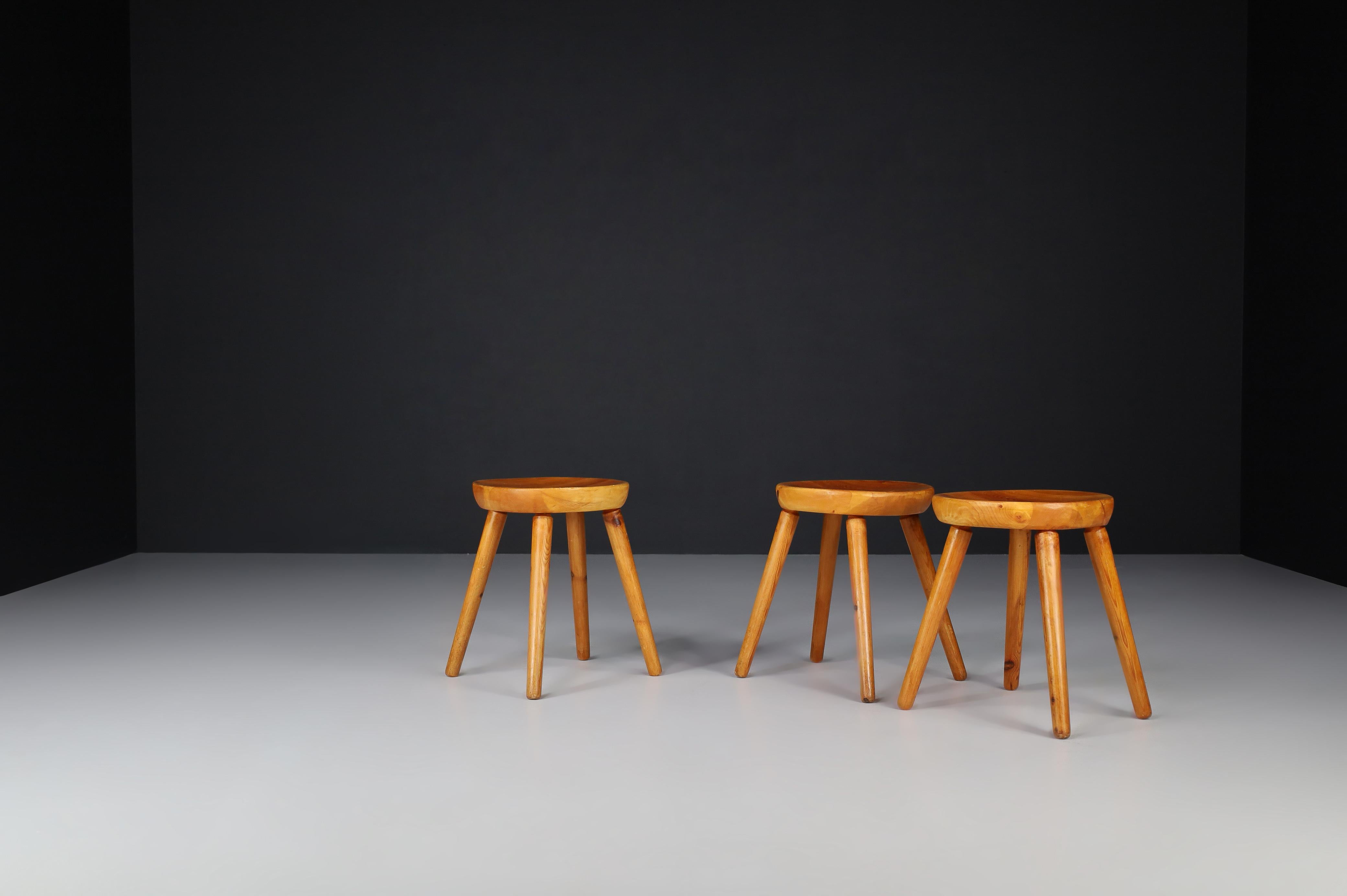20th Century Pinewood French Stools in the Style of Charlotte Perriand, France, 1950s For Sale