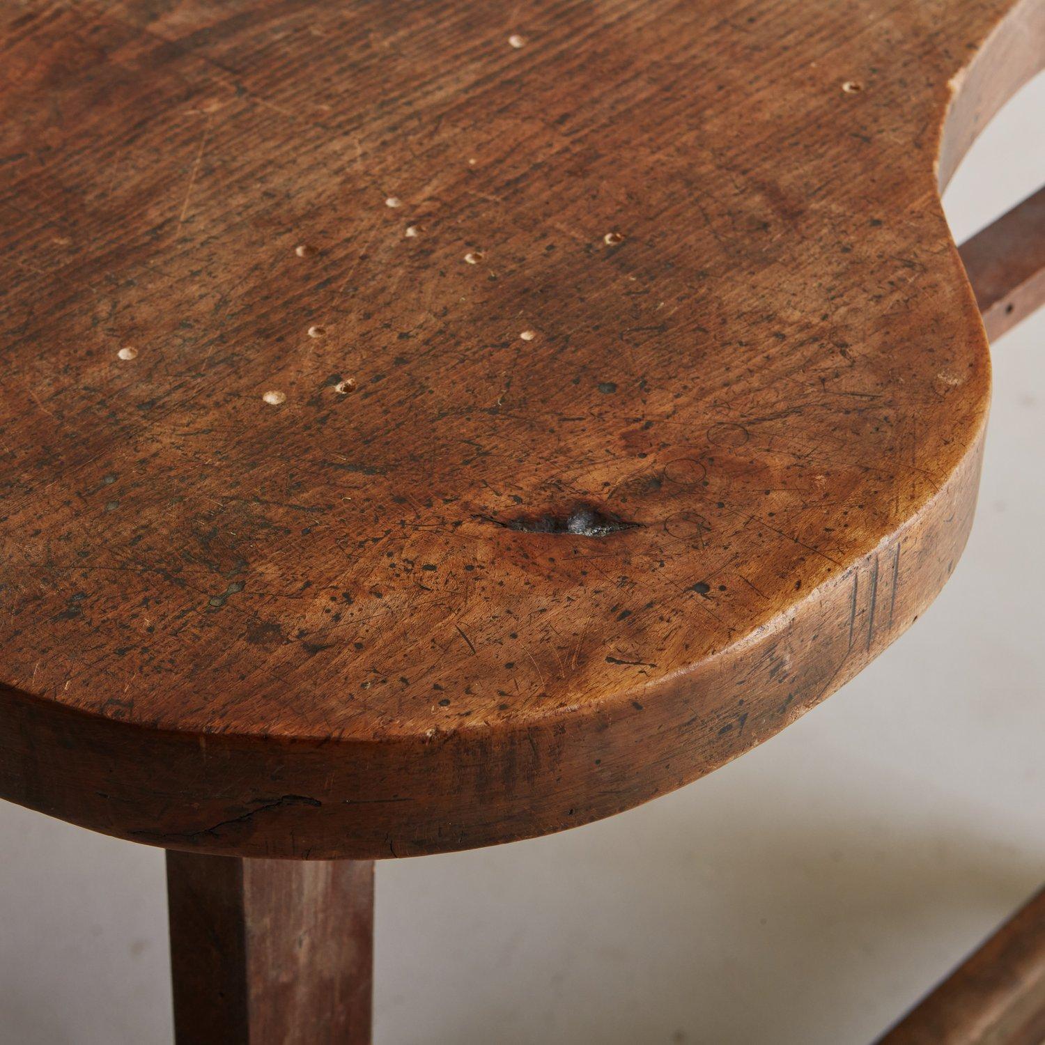 Industrial Pine Wood Jeweler's Table with Leaves, France 1800s For Sale