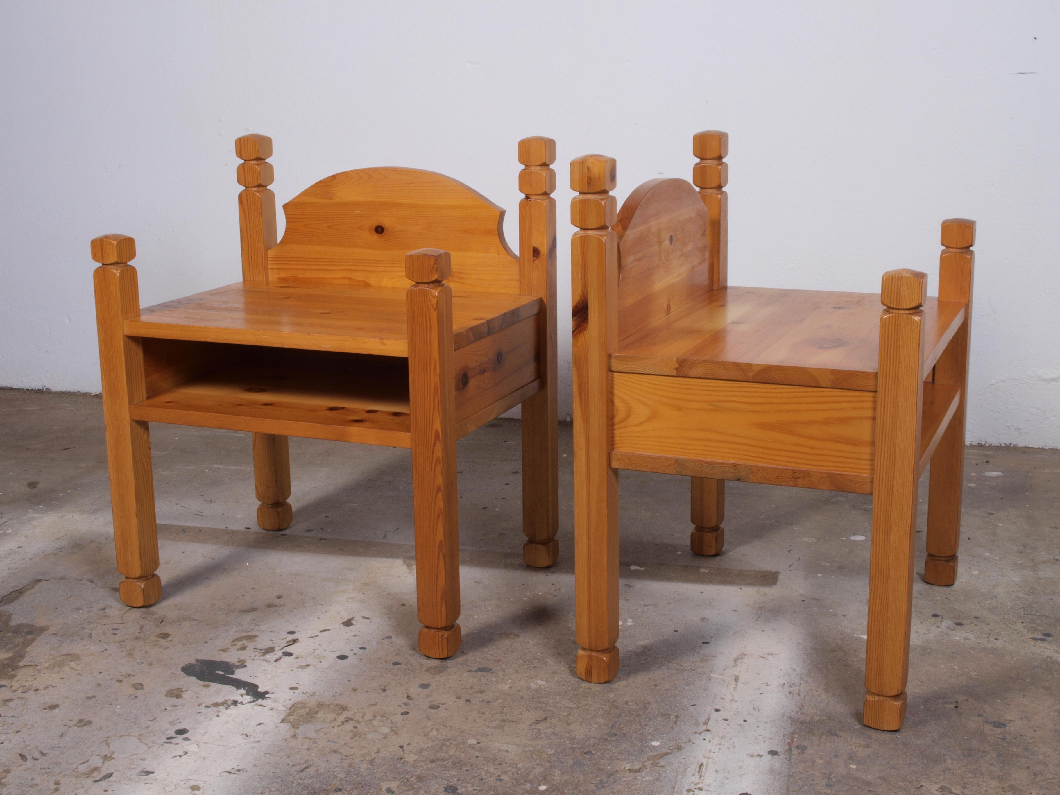 Pine wood Nightstand, bedside table Denmark In Good Condition For Sale In Store Heddinge, DK