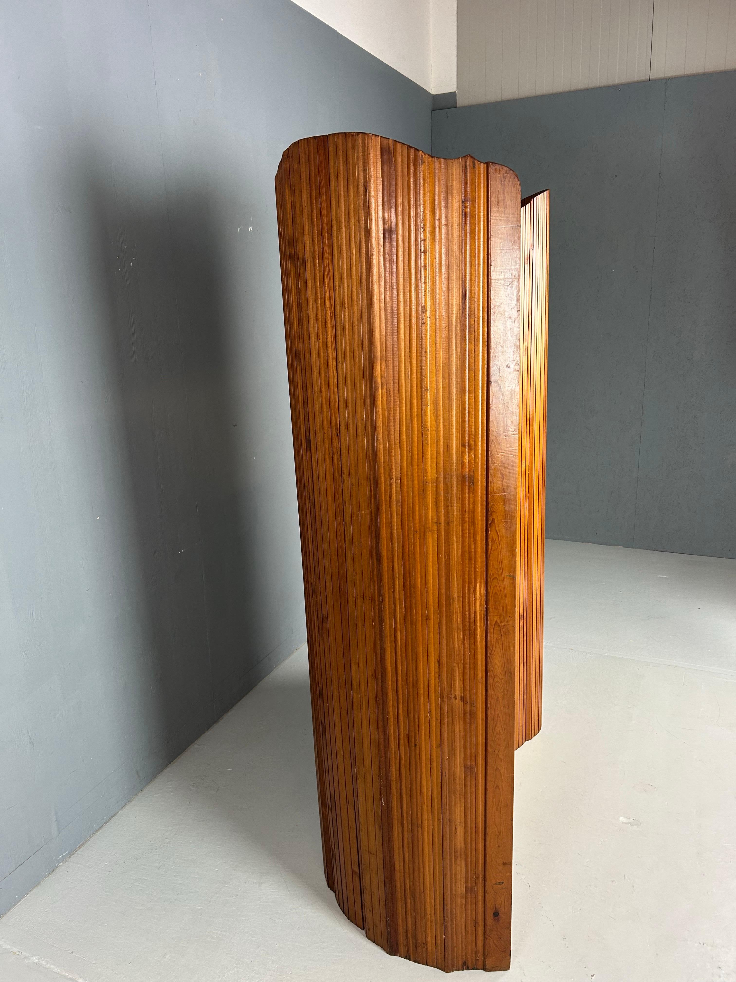 Pine Wood Room Divider by S.N.S.A. , France 1930s. For Sale 5