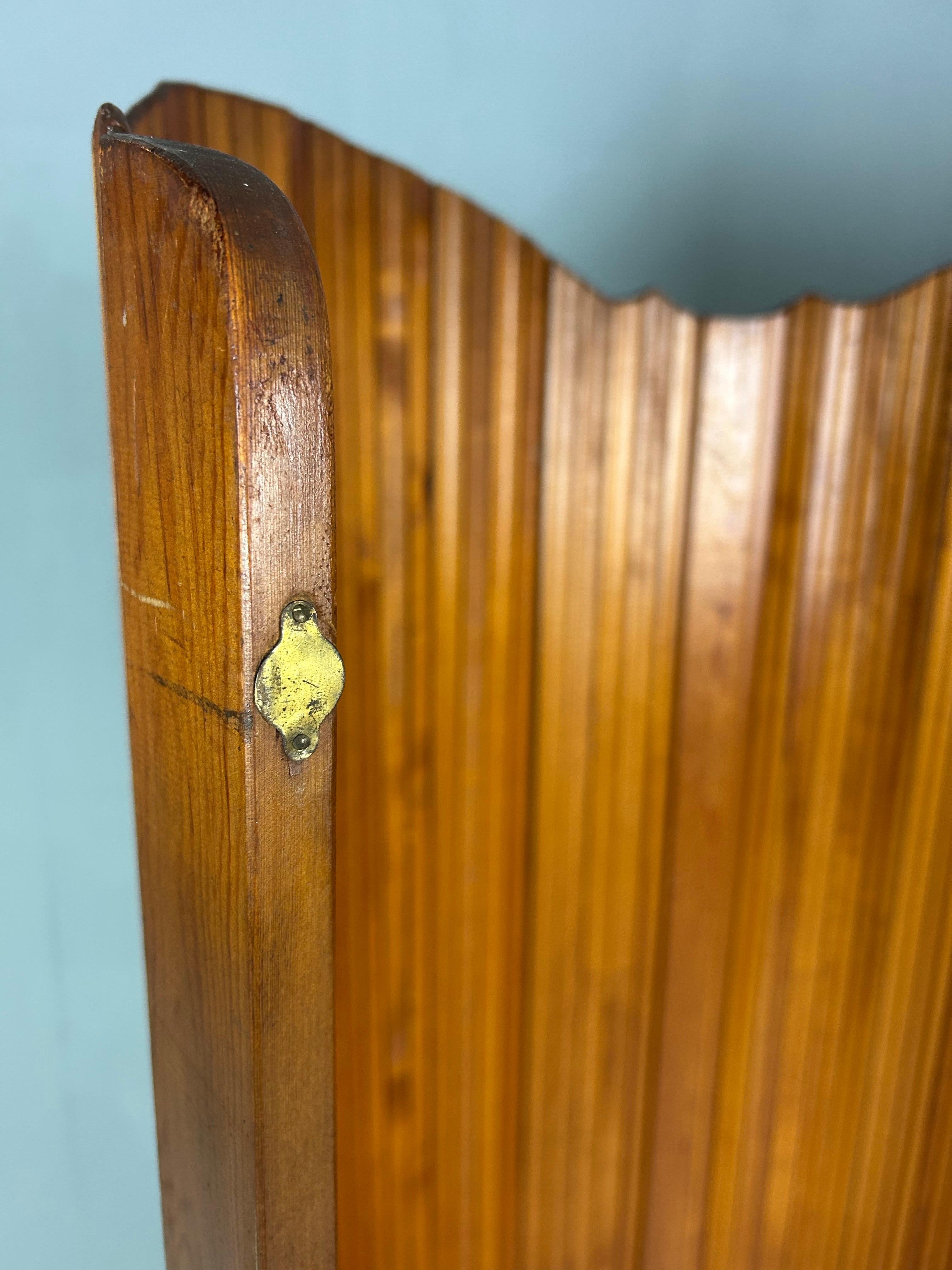 Pine Wood Room Divider by S.N.S.A. , France 1930s. For Sale 1