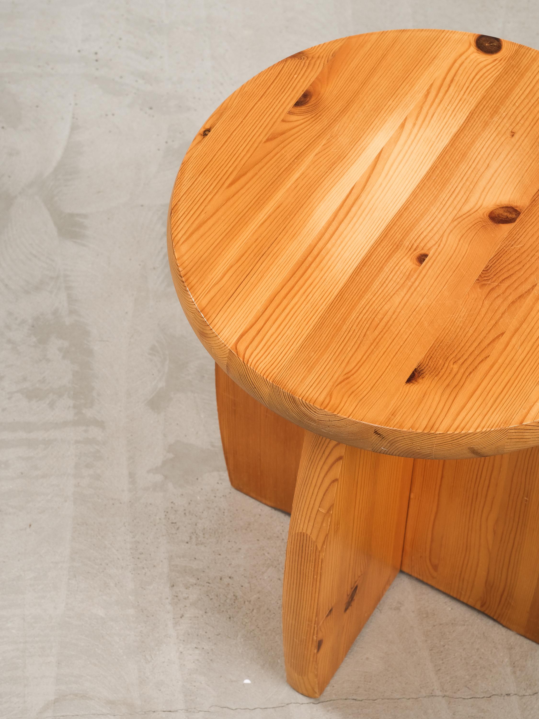 Scandinave moderne Tabouret en pin, Suède, années 1970 en vente