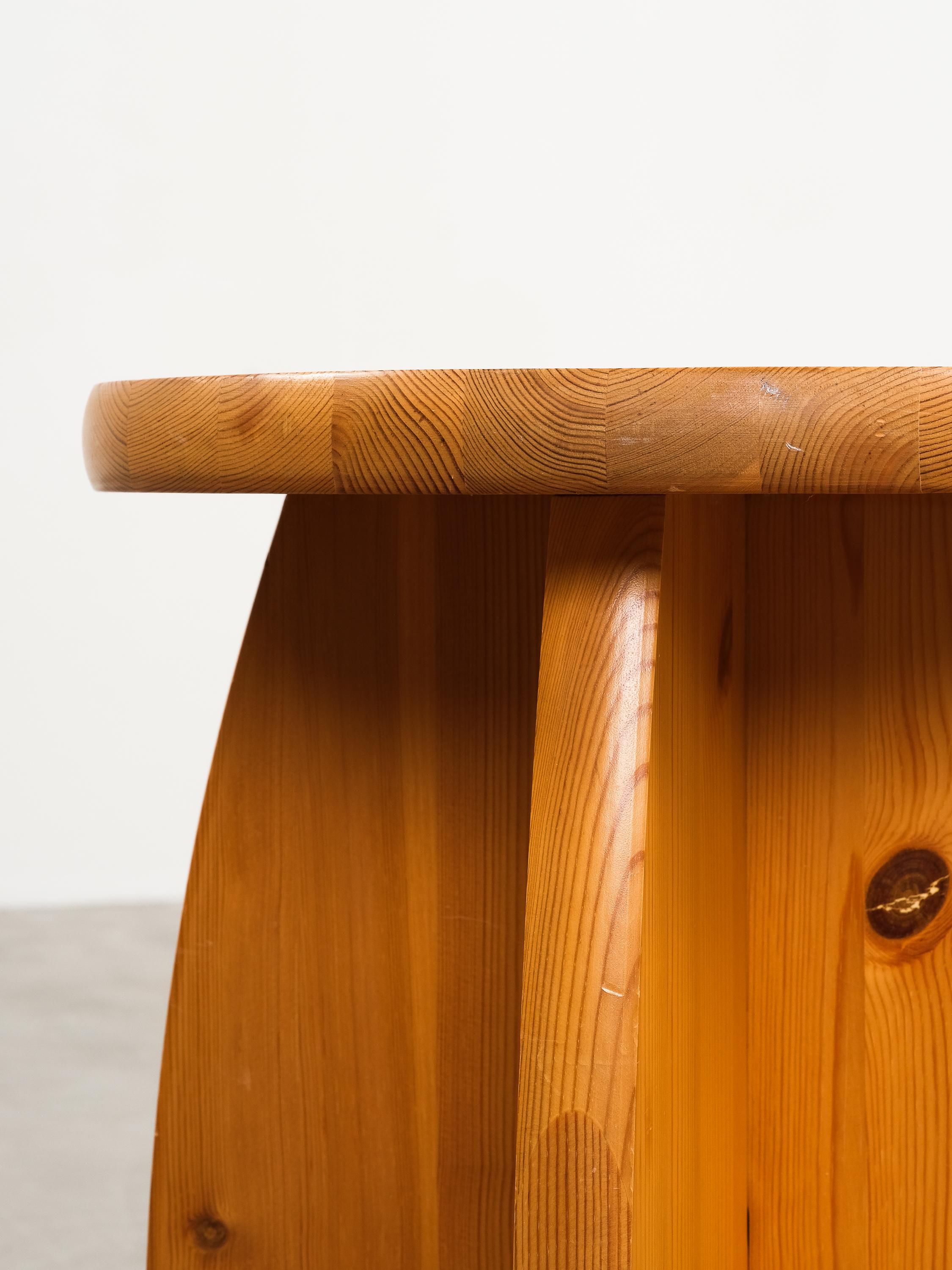 Tabouret en pin, Suède, années 1970 en vente 1