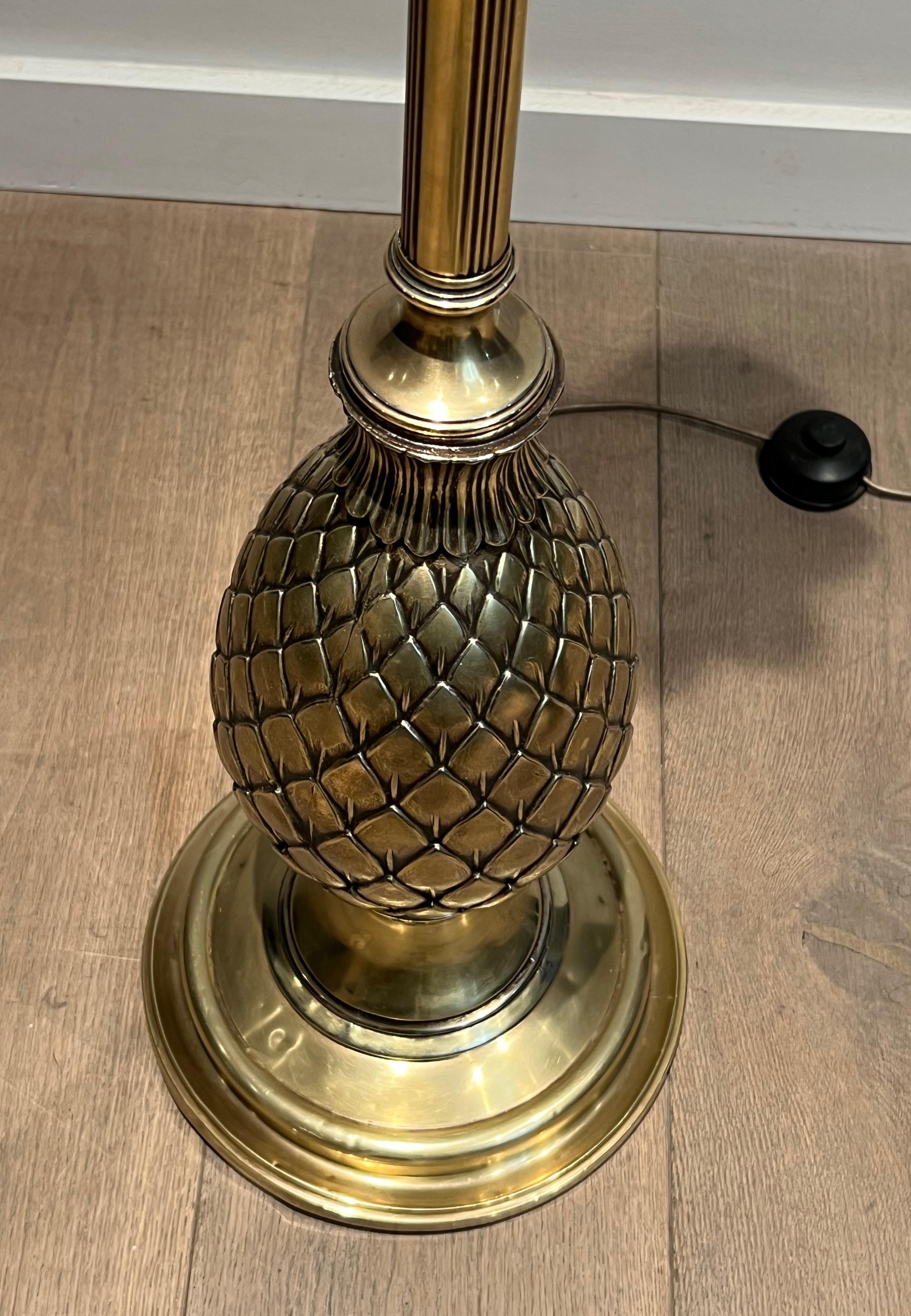 Lampadaire ananas en laiton en vente 9