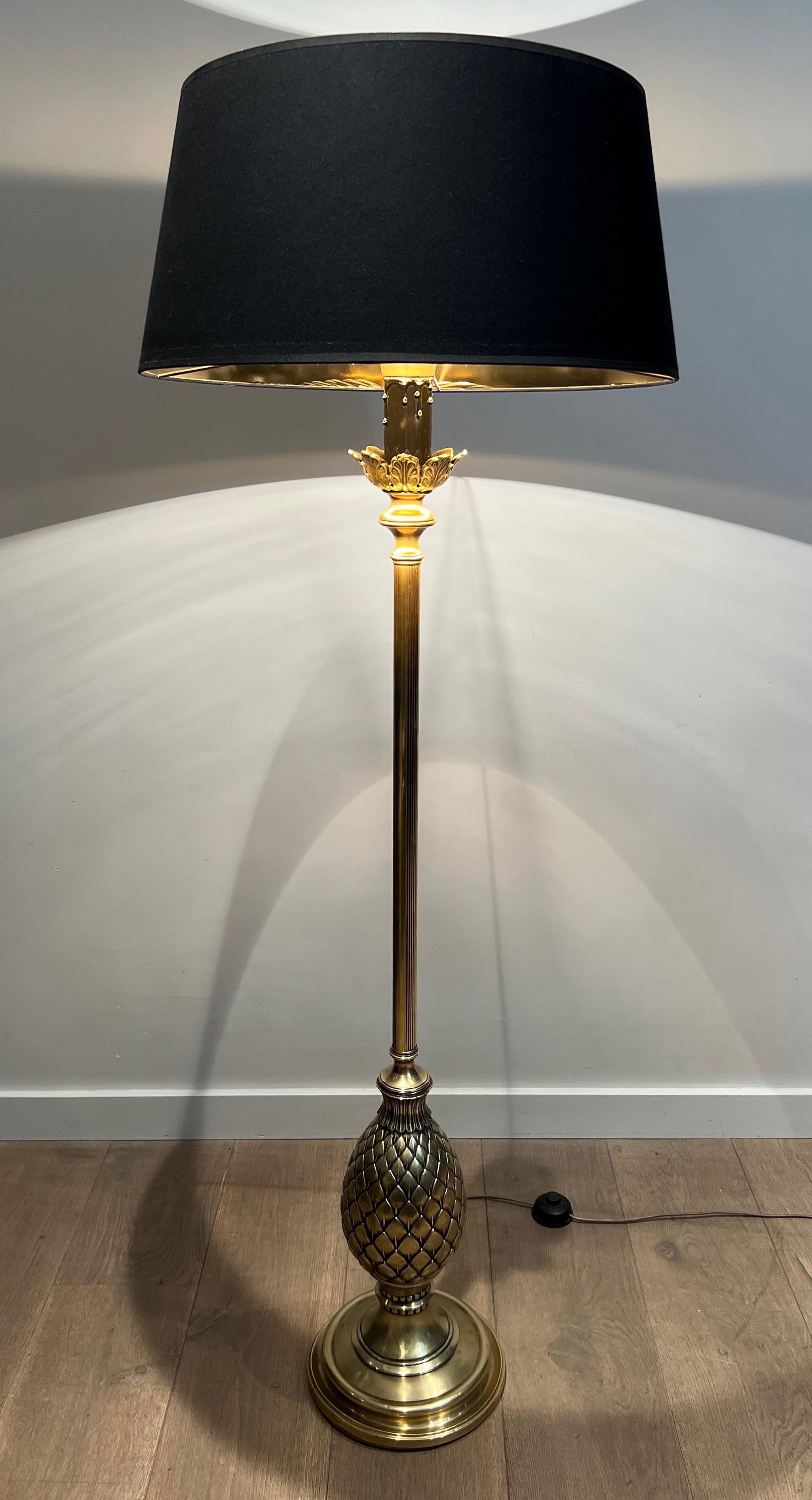 Lampadaire ananas en laiton en vente 12