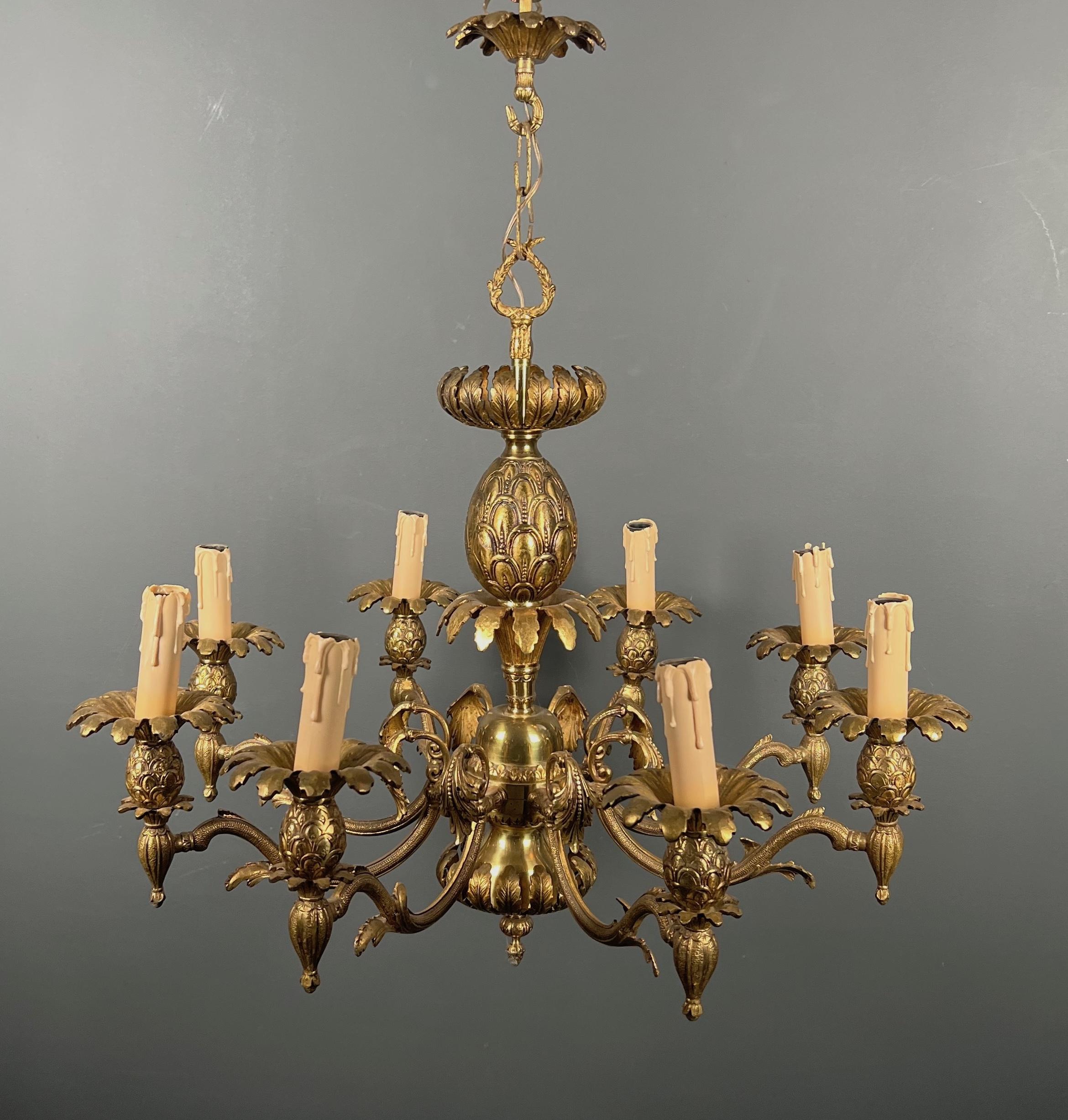 Neoclassical Pineapple Bronze Chandelier with 8 Arms in the Style of Maison Charles For Sale