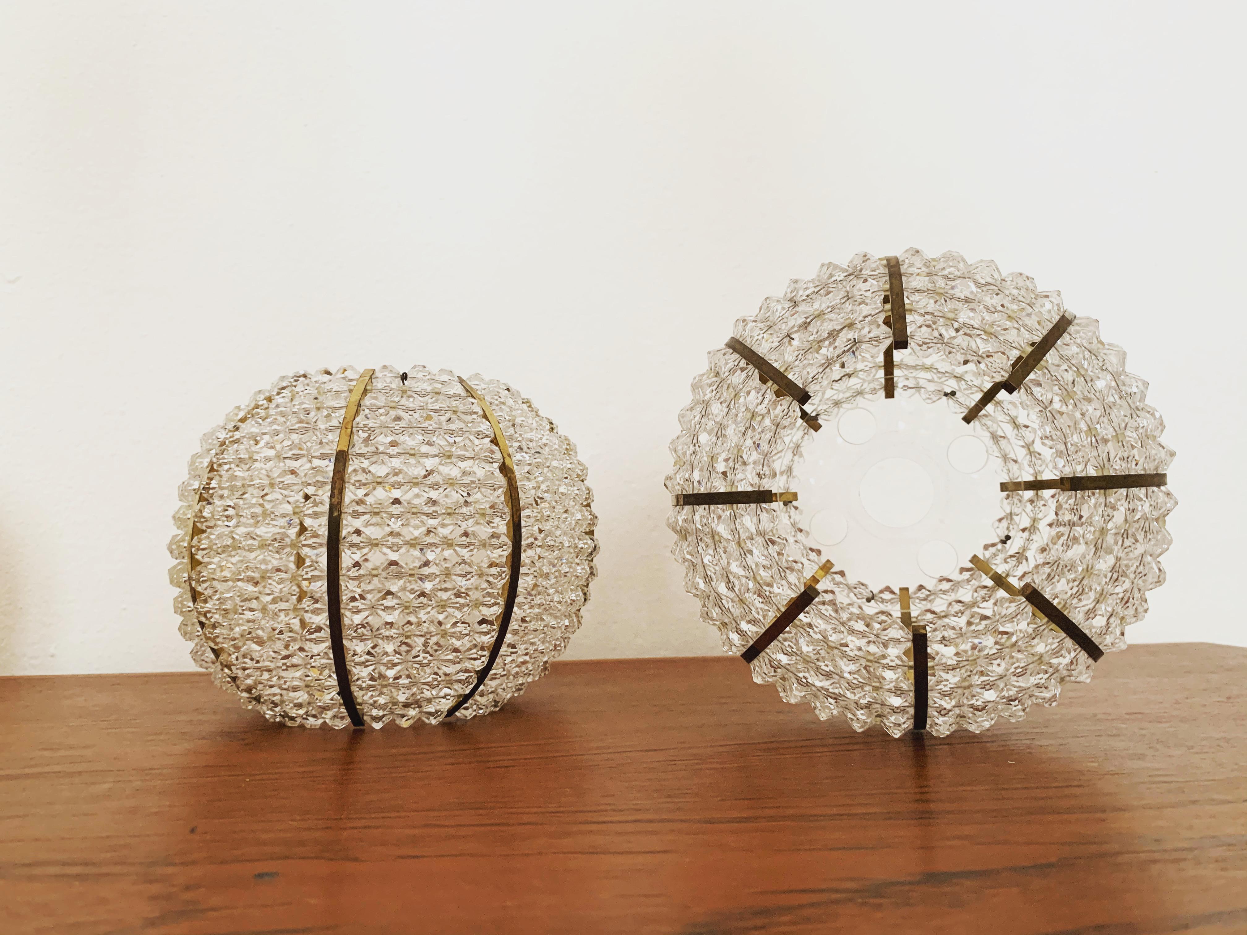 Pineapple Cascading Lamp For Sale 8