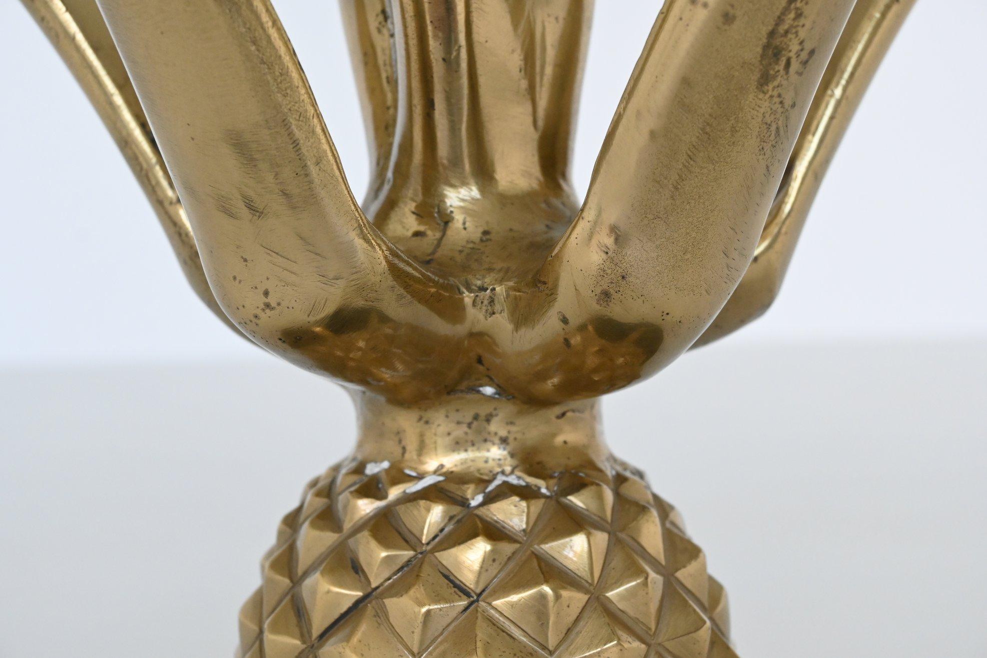 Pineapple coffee table brass and marble Hollywood Regency France 1970 5
