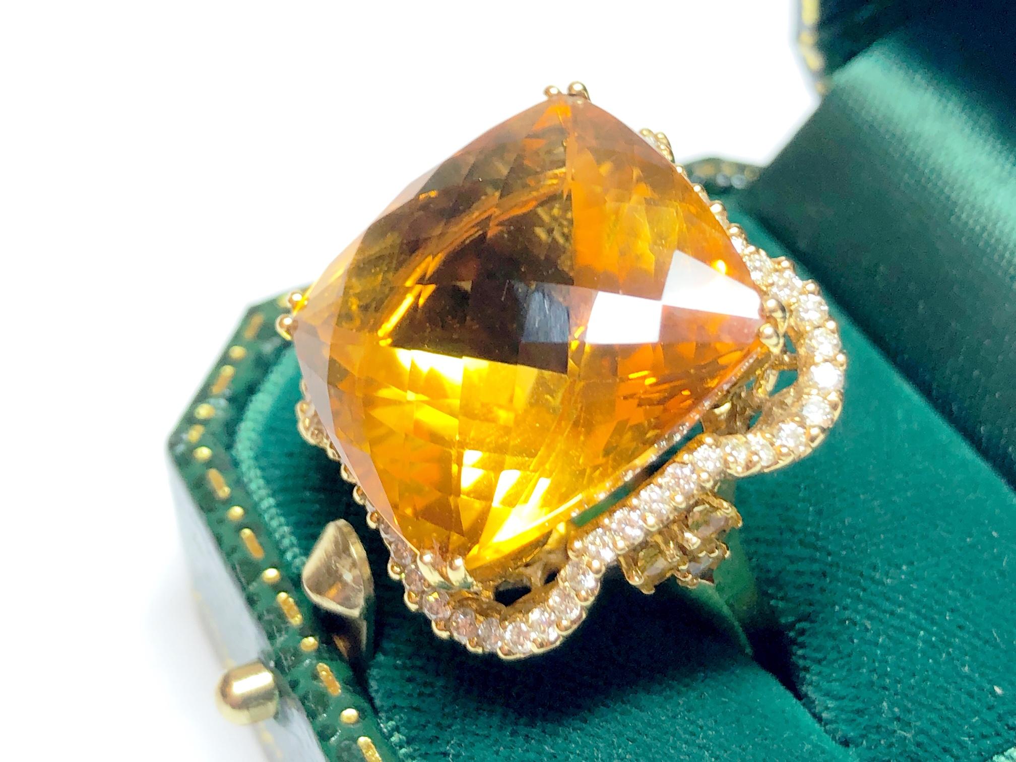 Modern Pineapple-Cut Citrine, Diamond and 18 Carat Gold Dress Ring