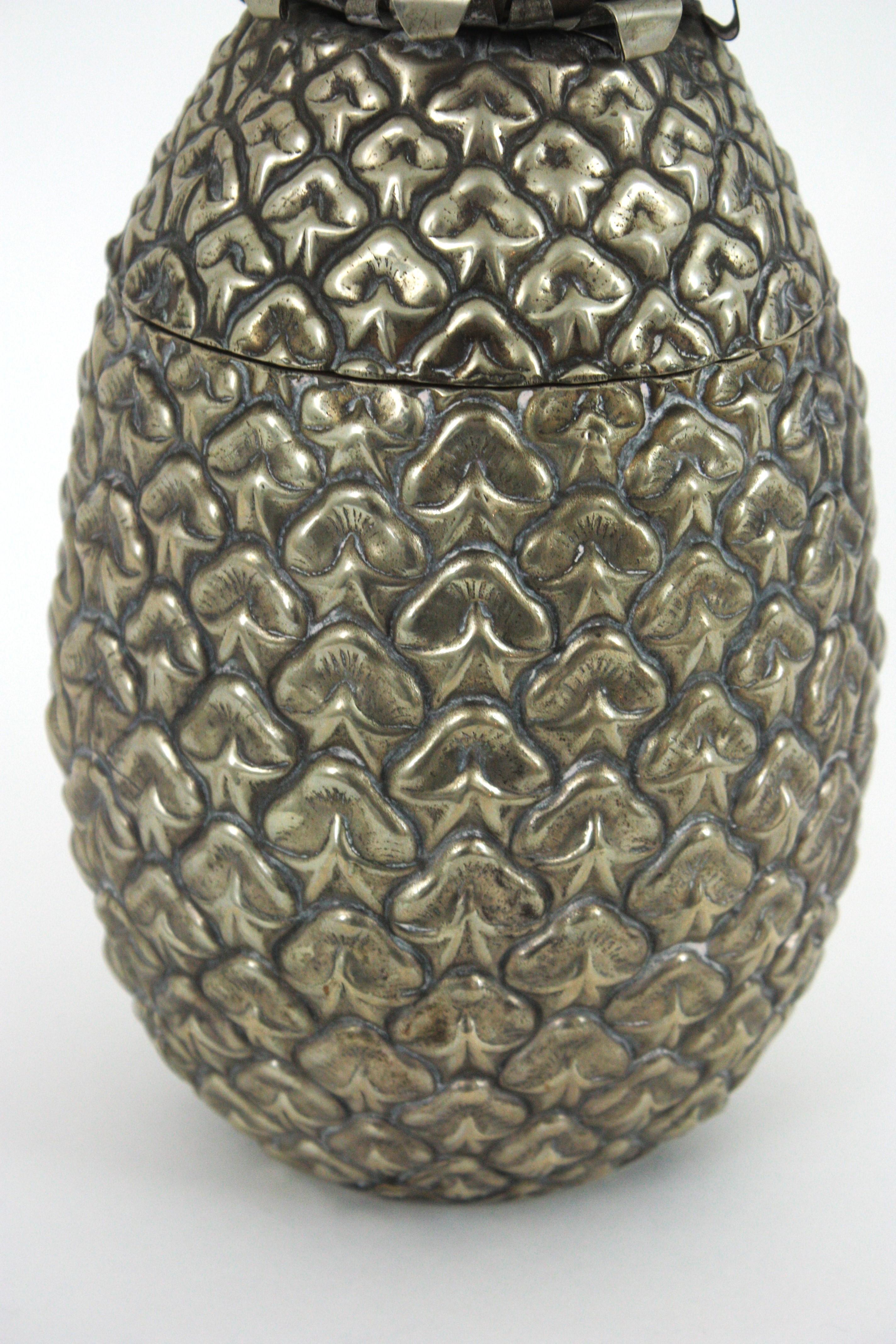Enfriador de vino con cubitera de piña al estilo de Mauro Manetti, Italia, años 50 en Bueno estado para la venta en Barcelona, ES