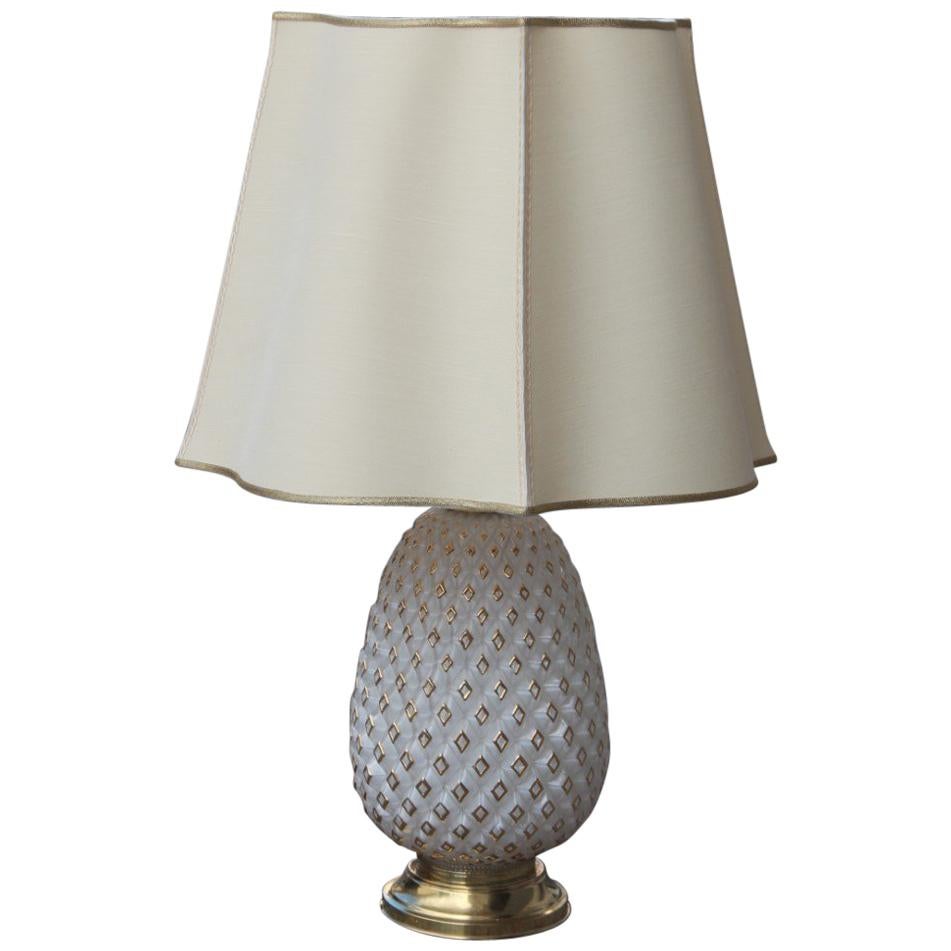 Lampada da tavolo ananas in vetro intagliato oro 18 carati 1970 Italia Design Nero Chantung