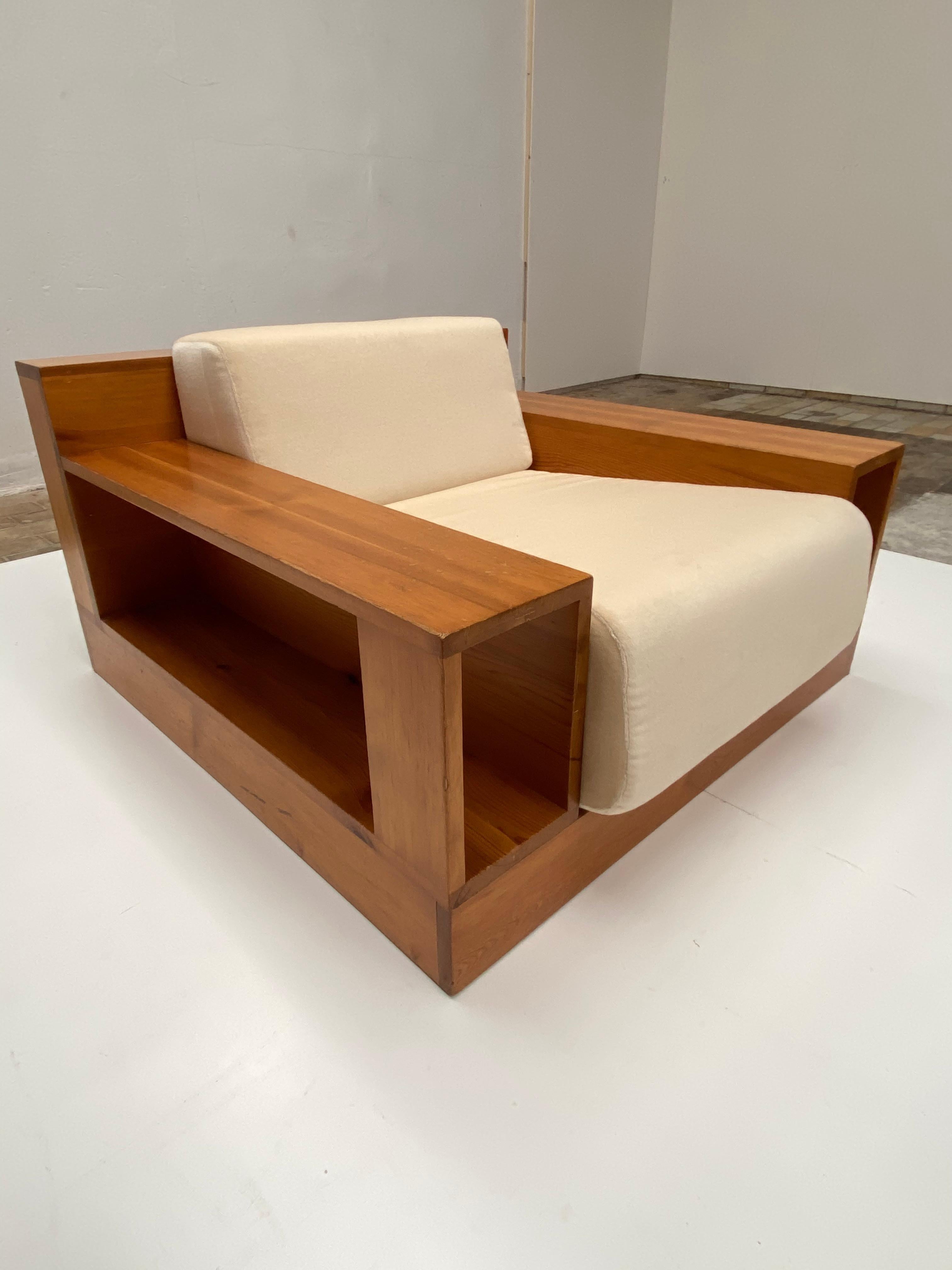 Pinewood and Mohair Lounge Chairs and Table by Gianfranco Fini, Poltronova, 1974 5