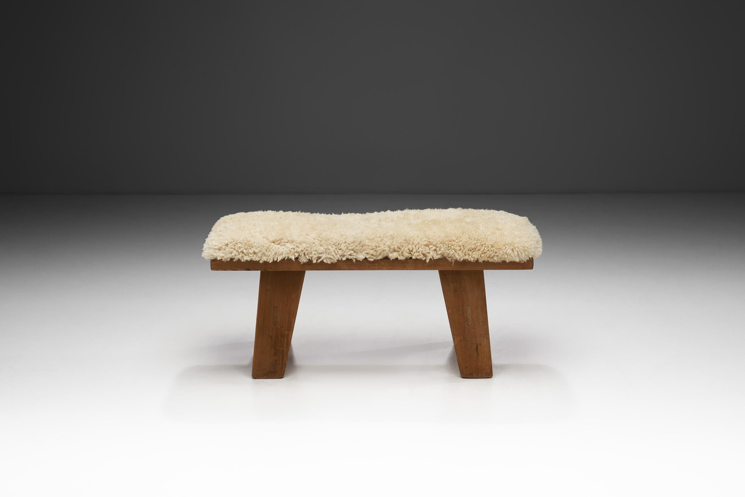 Scandinavian Modern Pinewood Bench with Upholstered Seat by Krogenæs, Norway, 1960s