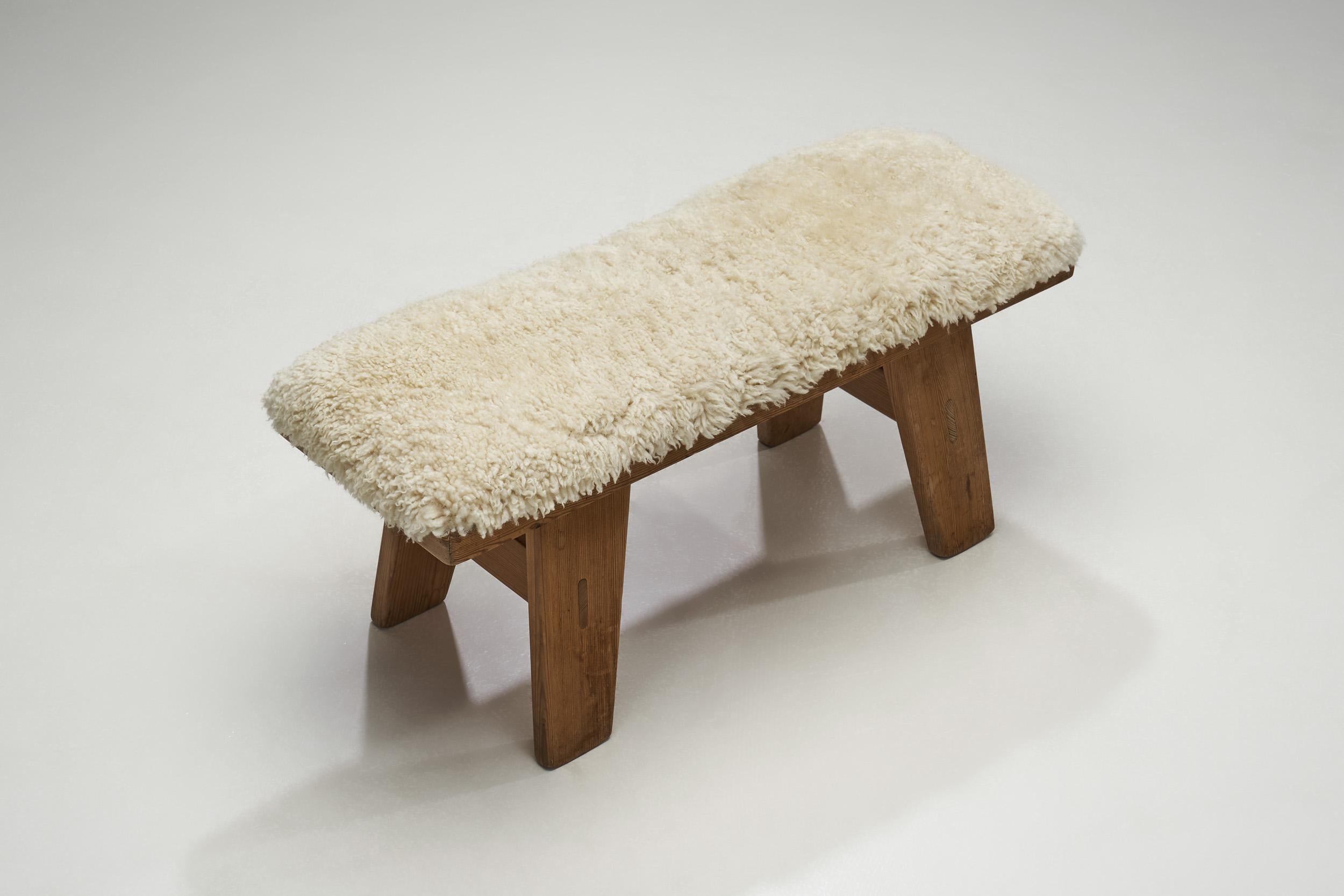 Mid-20th Century Pinewood Bench with Upholstered Seat by Krogenæs, Norway, 1960s
