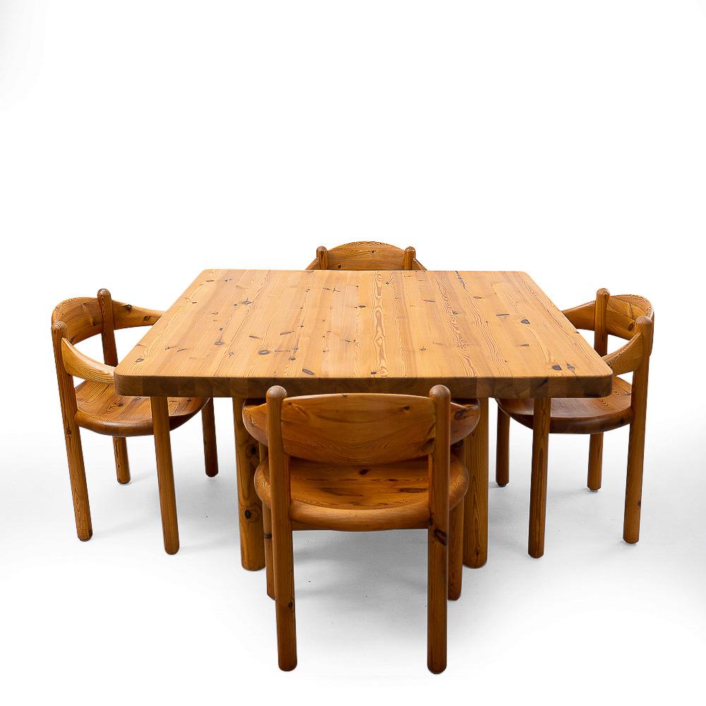 Solid Pinewood Dining Table by Rainer Daumiller, 1970s In Good Condition For Sale In Renens, CH