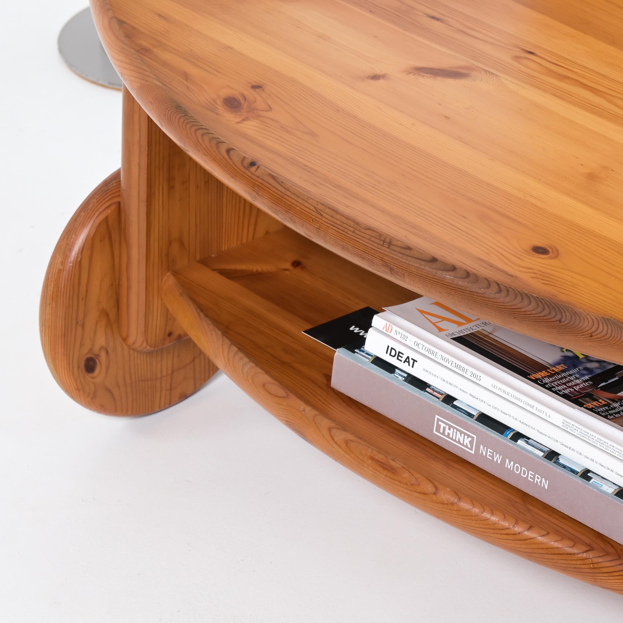 Fauteuil à roulettes en bois de pin en vente 11