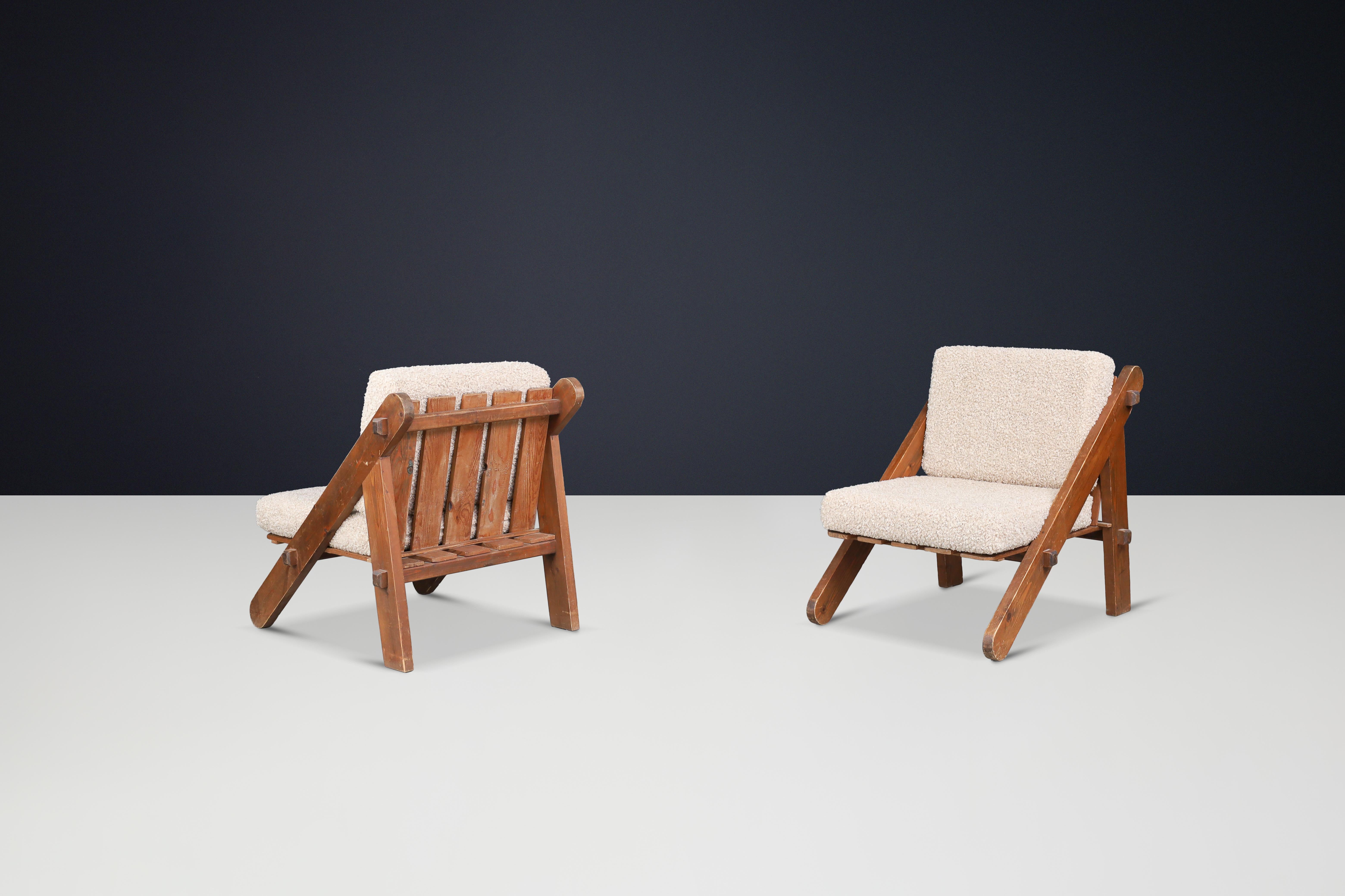 Mid-Century Modern Pinewood Lounge Chairs in New Teddy Upholstery, France, 1970s For Sale