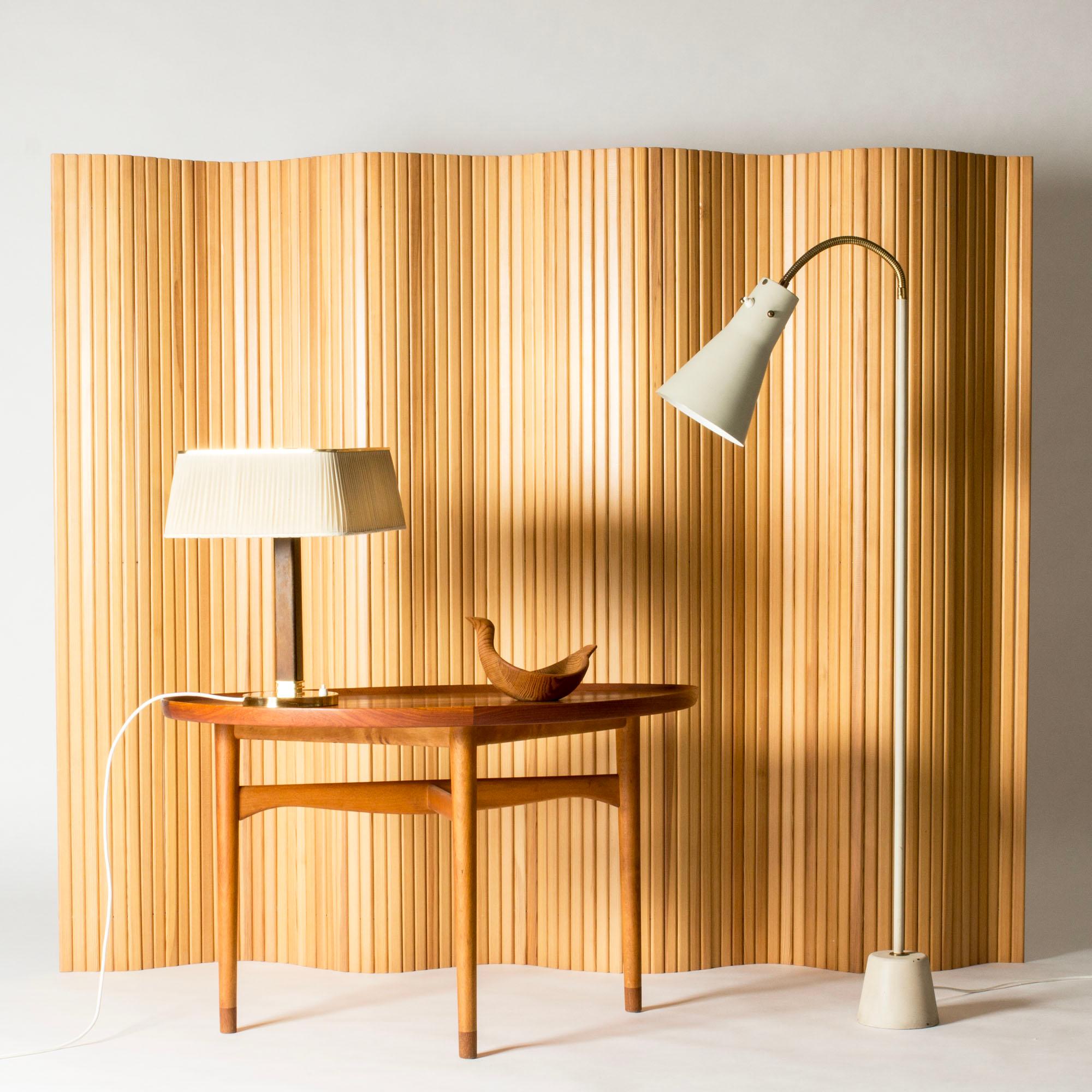 Pinewood Room Divider by Alvar Aalto for Artek, Finland, 1940s For Sale 3