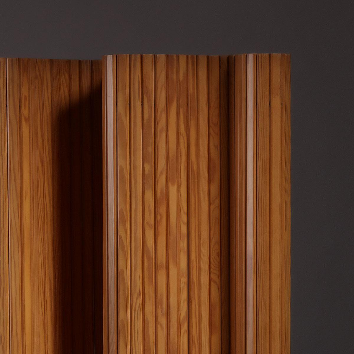 Scandinavian Modern Pinewood Room Divider Model 100 by Alvar Aalto for Artek, Finland, 1940s