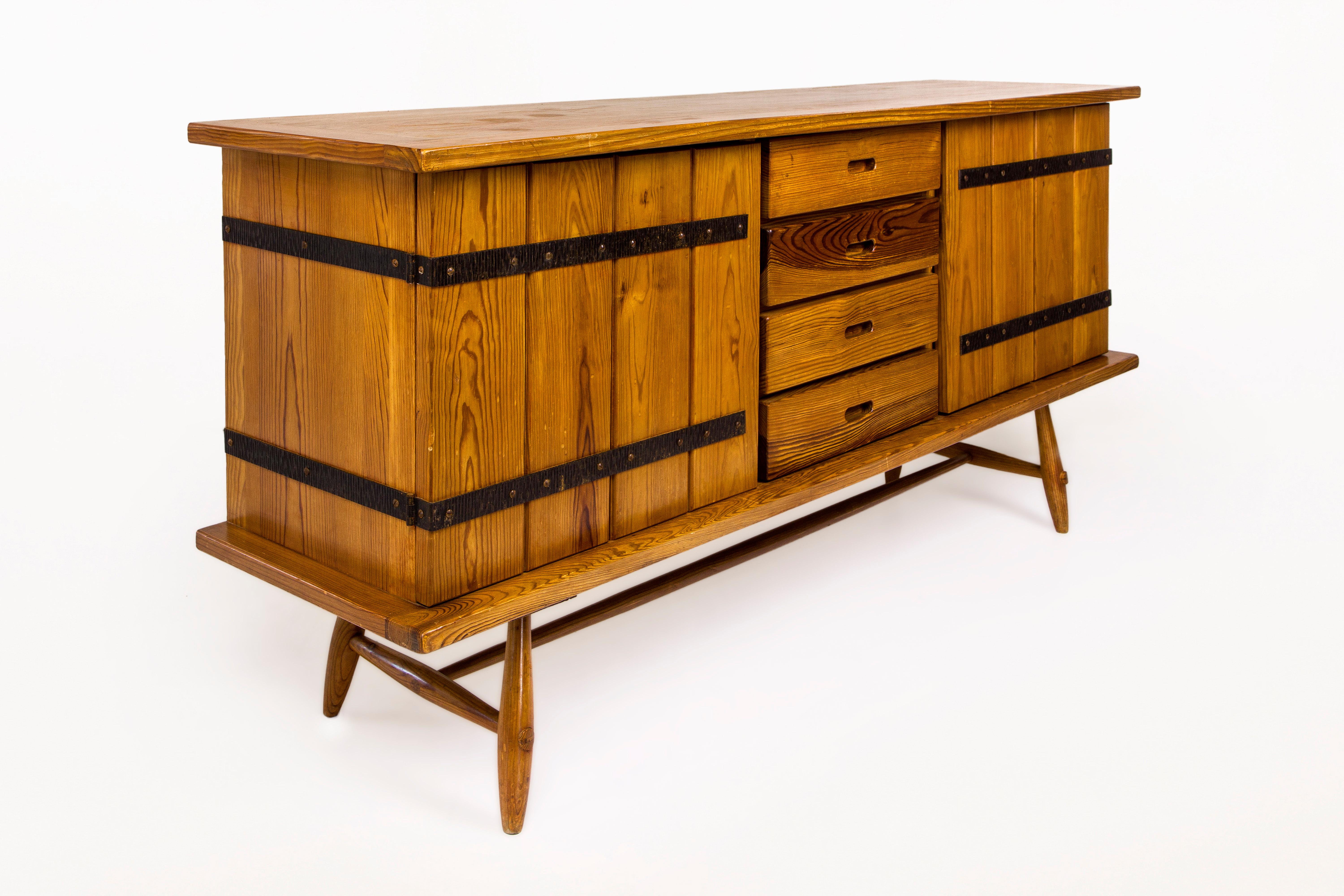 Mid-Century Modern Pinewood Sideboard, circa 1960, France For Sale