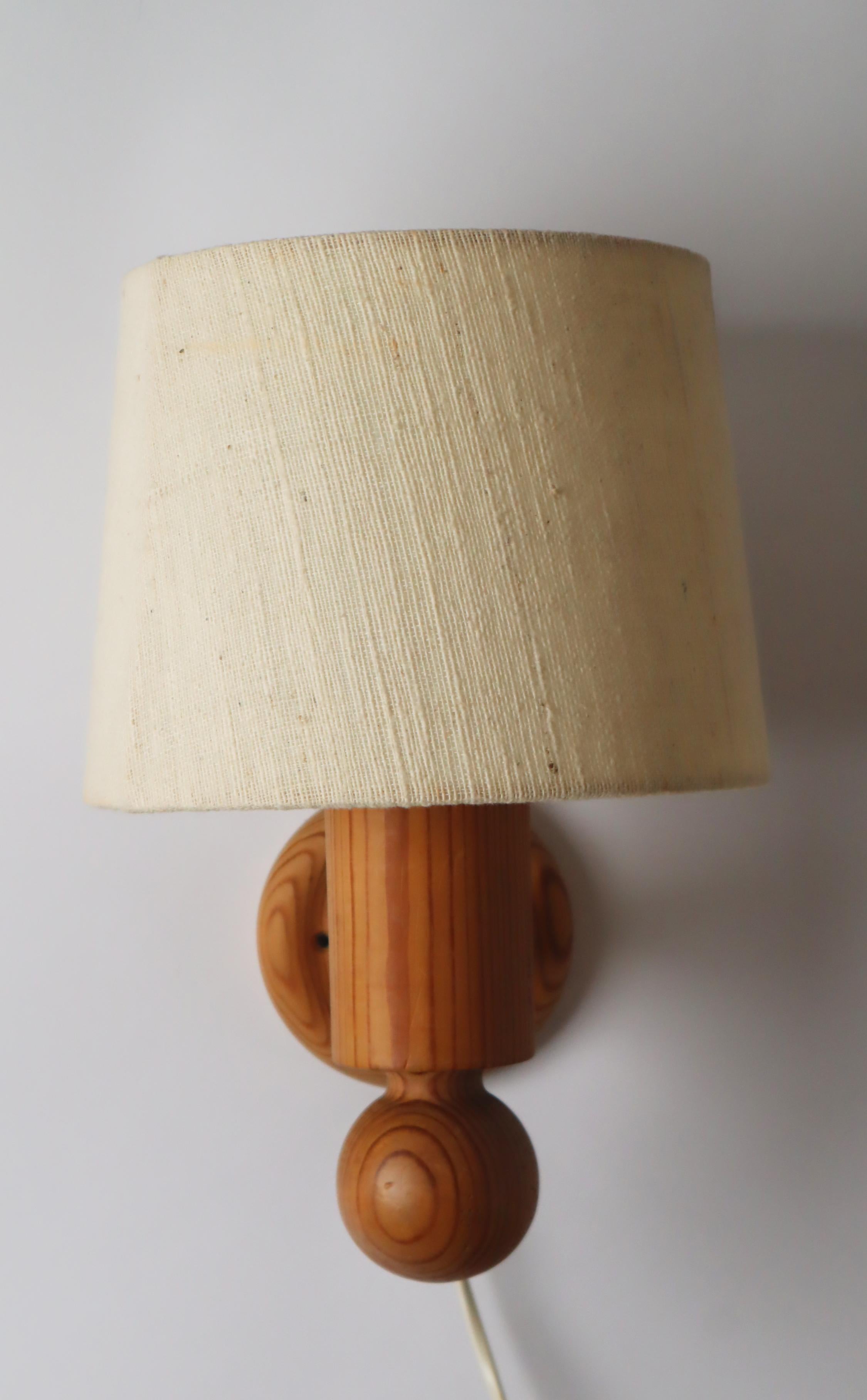 Pinewood wall lamp with lampshade from Luxus Sweden For Sale 1