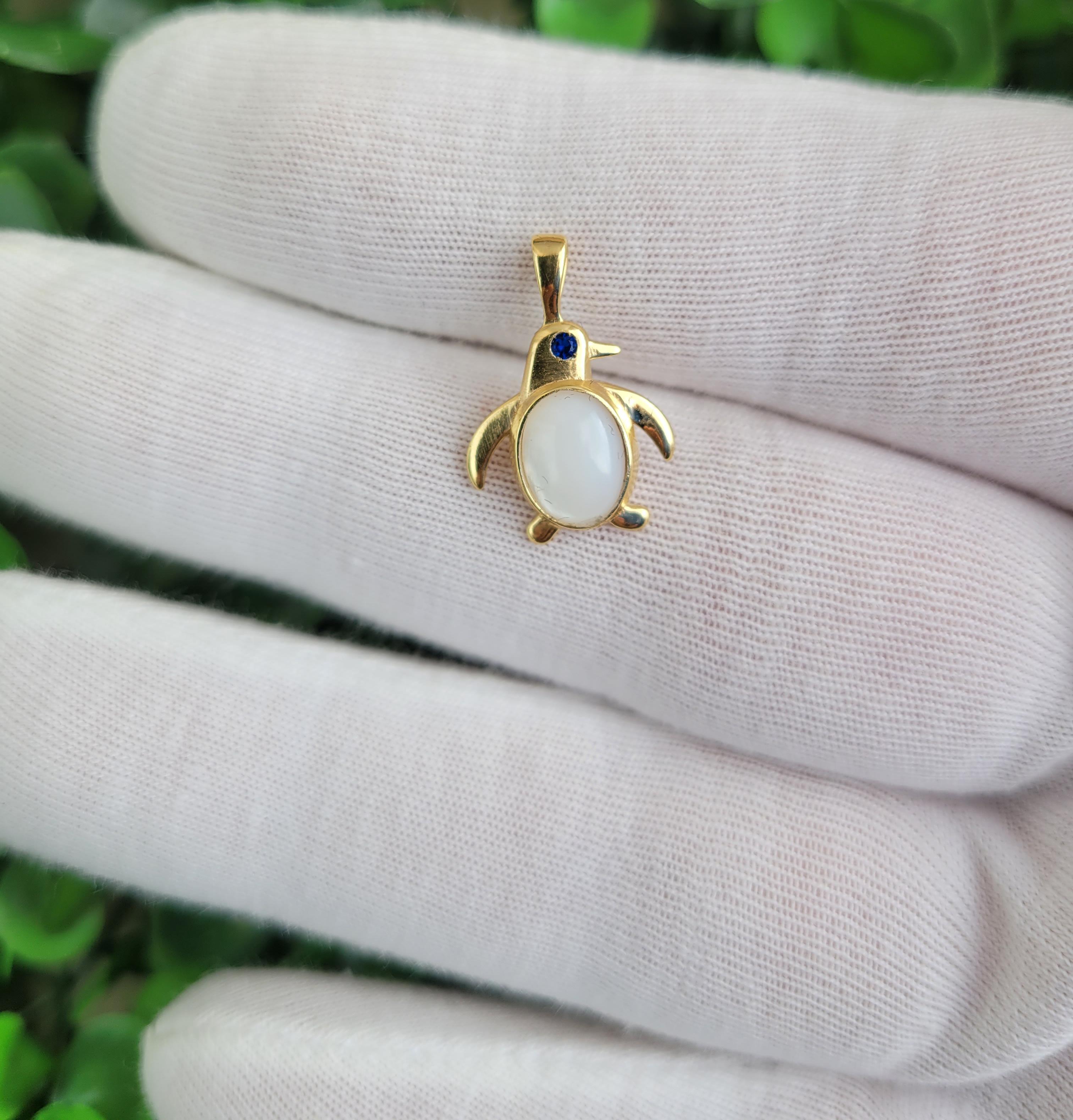Pinguino in oro 14k. Collana Pinguino in oro con madreperla ovale e spinello nero. Ciondolo invernale, ciondolo animale. Anno nuovo Collana. Gioielli di Marin.


Metallo: oro 14k
Peso: 1.2 gr
Dimensioni degli orecchini: 17x12,5 mm

Incastonato con