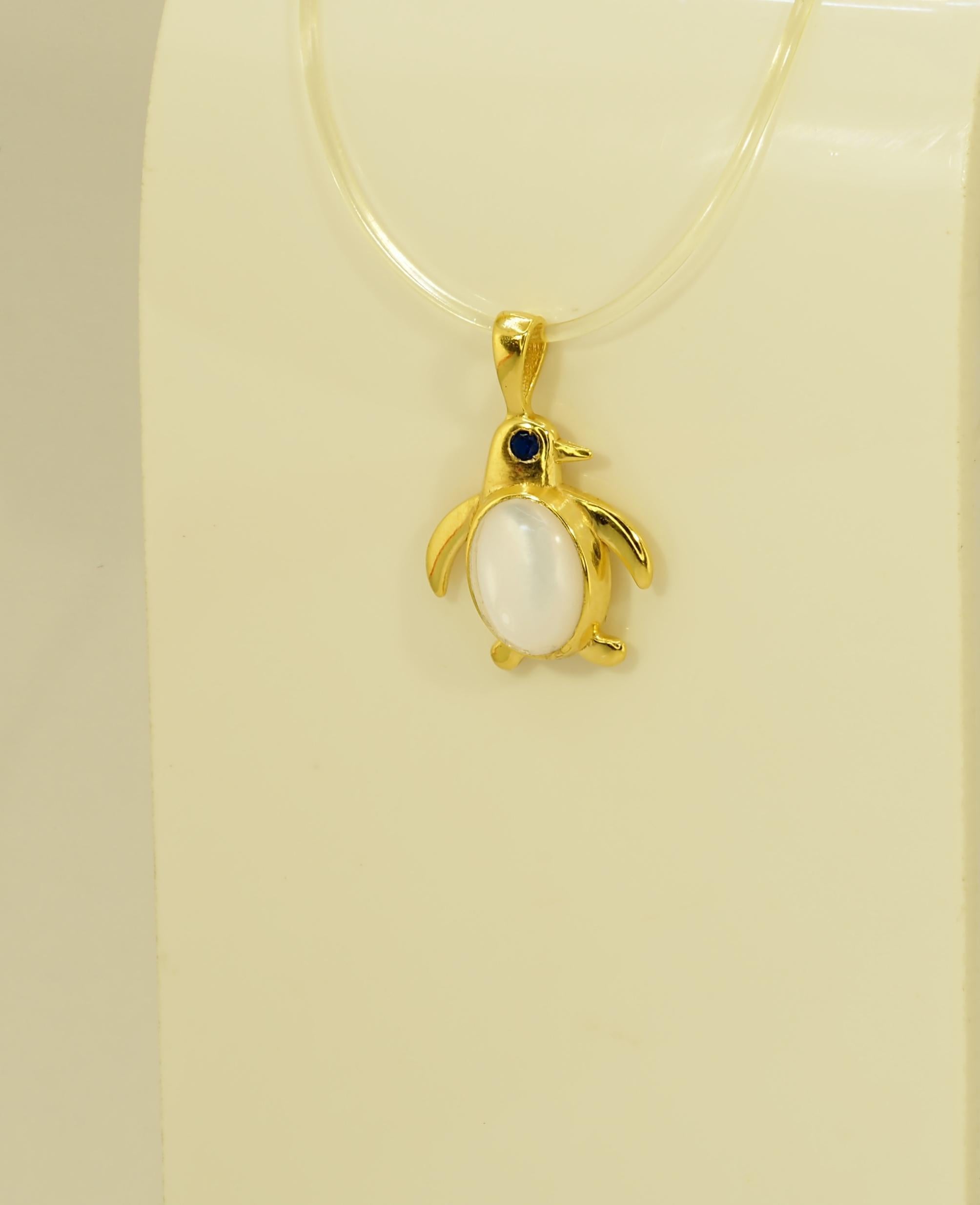 Donna Ciondolo Pinguino in oro 14k in vendita