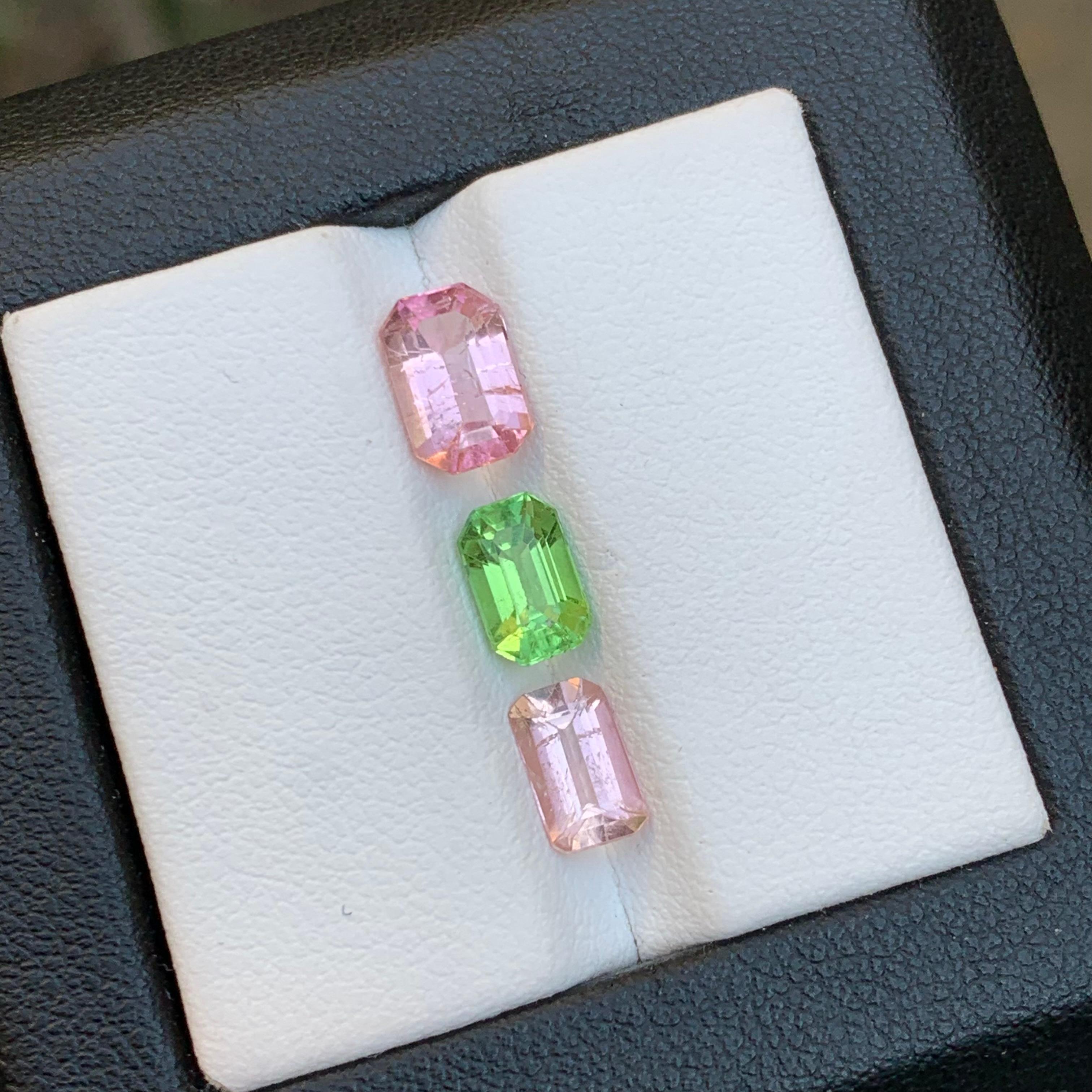 Pink & a Vivid Green Natural Tourmaline Loose Gemstones Lot 3.25 Ct Emerald Cut For Sale 1