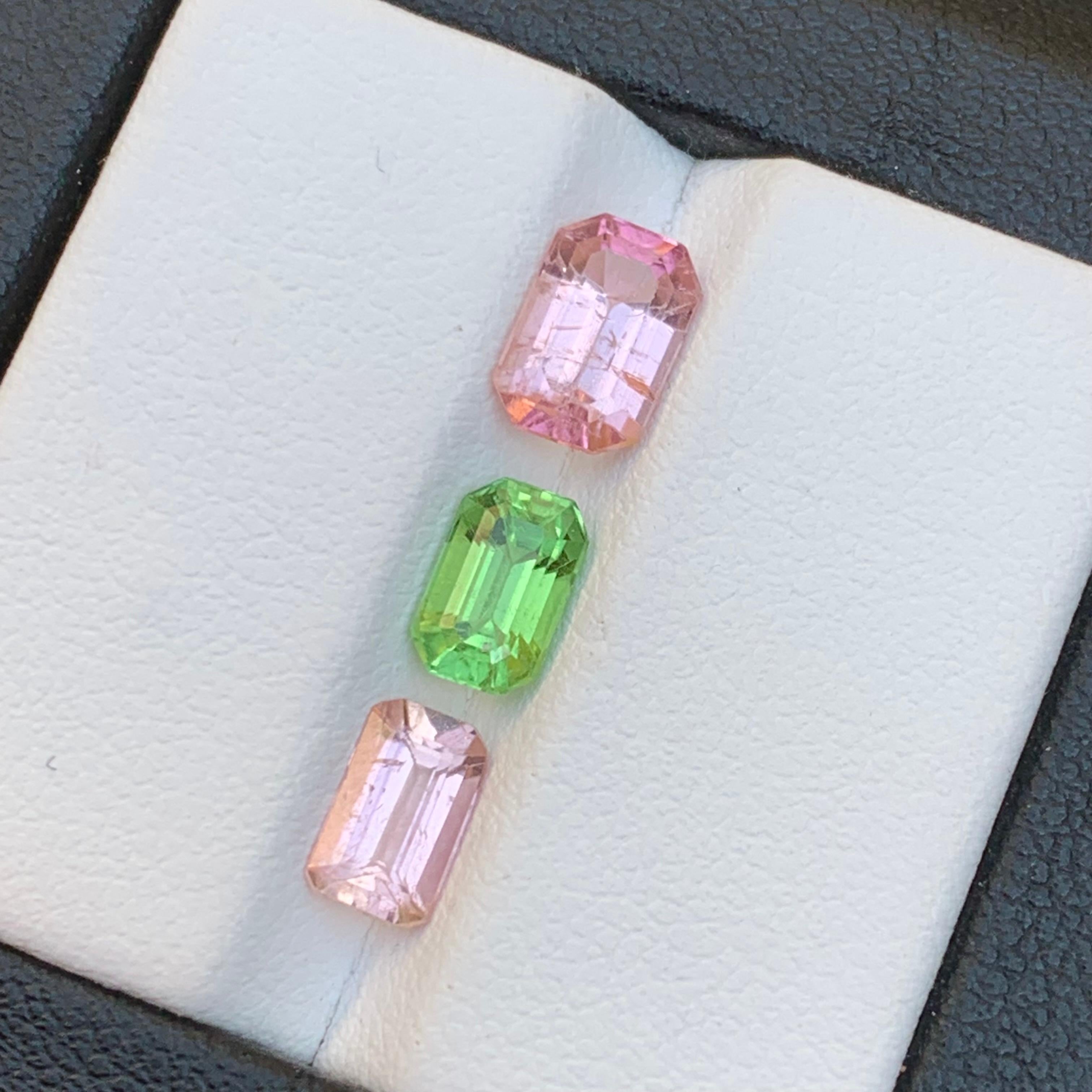 Pink & a Vivid Green Natural Tourmaline Loose Gemstones Lot 3.25 Ct Emerald Cut For Sale 2