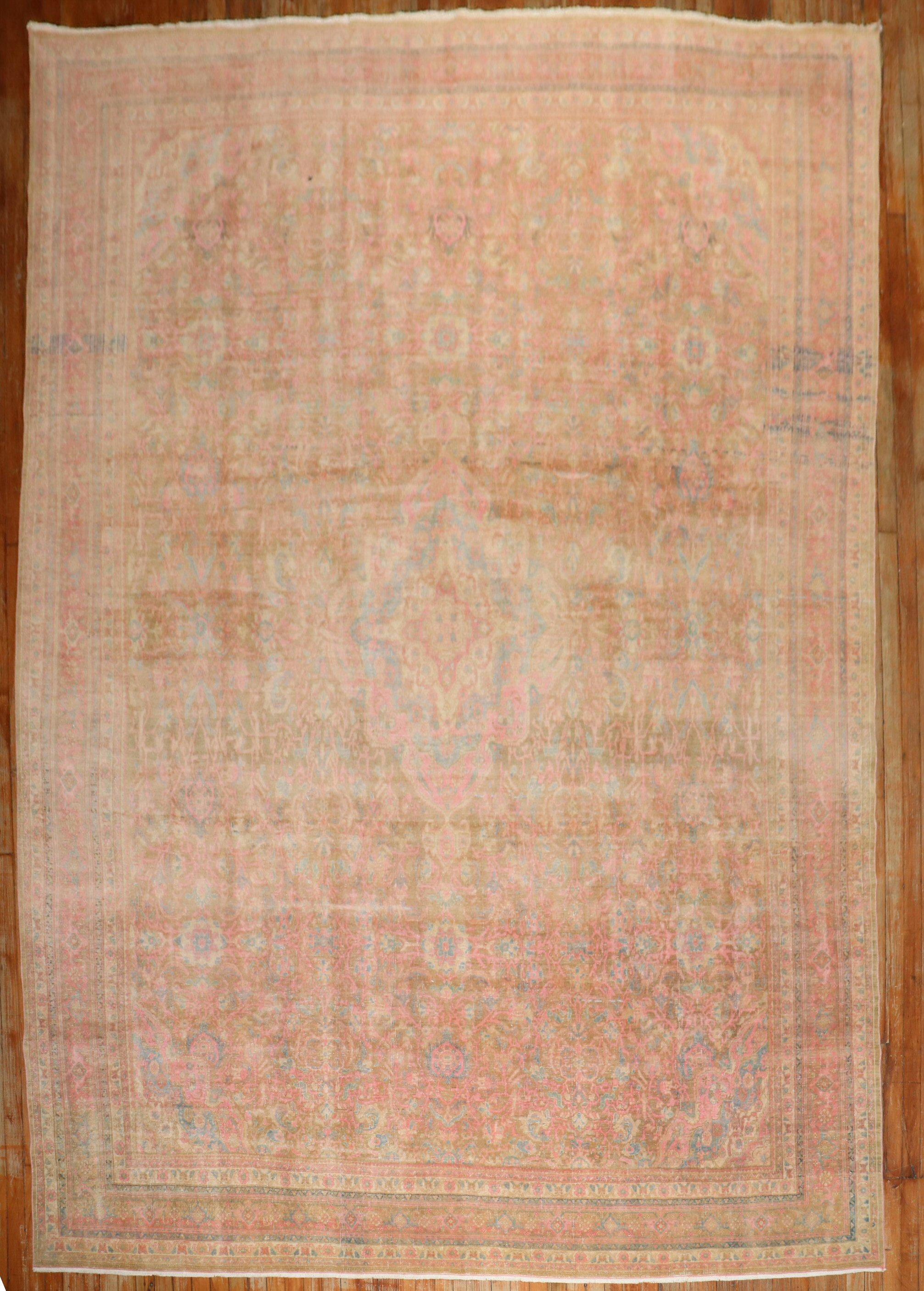 2nd quarter of the 20th Century Persian Bidjar Rug with accents in pink, gray and blue in a brown field

Measures: 8'7'' x 12'10''.

  