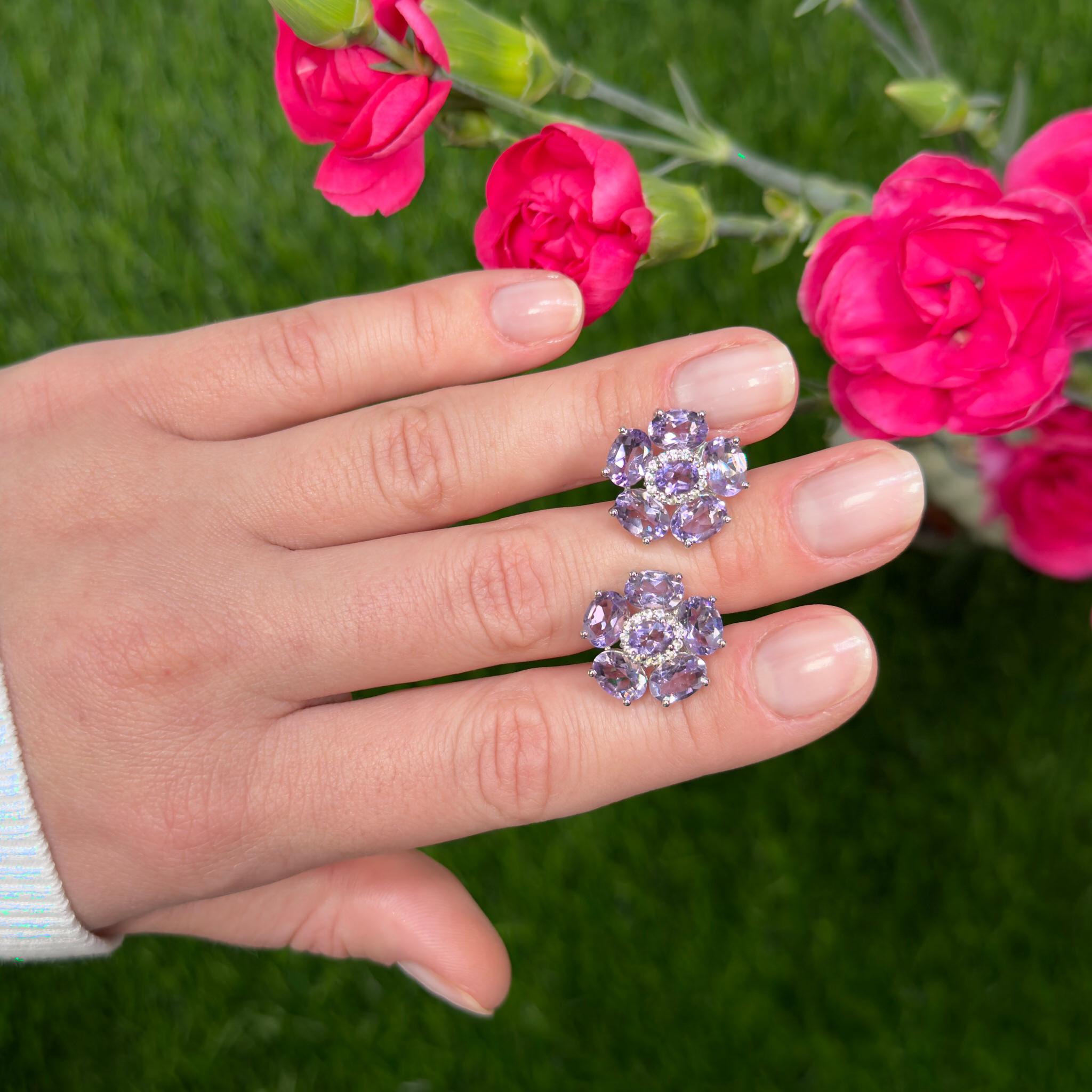 Rosa Amethyst-Blumenohrringe 7.7 Karat 18K Weißgold vergoldetes Sterlingsilber (Ovalschliff) im Angebot