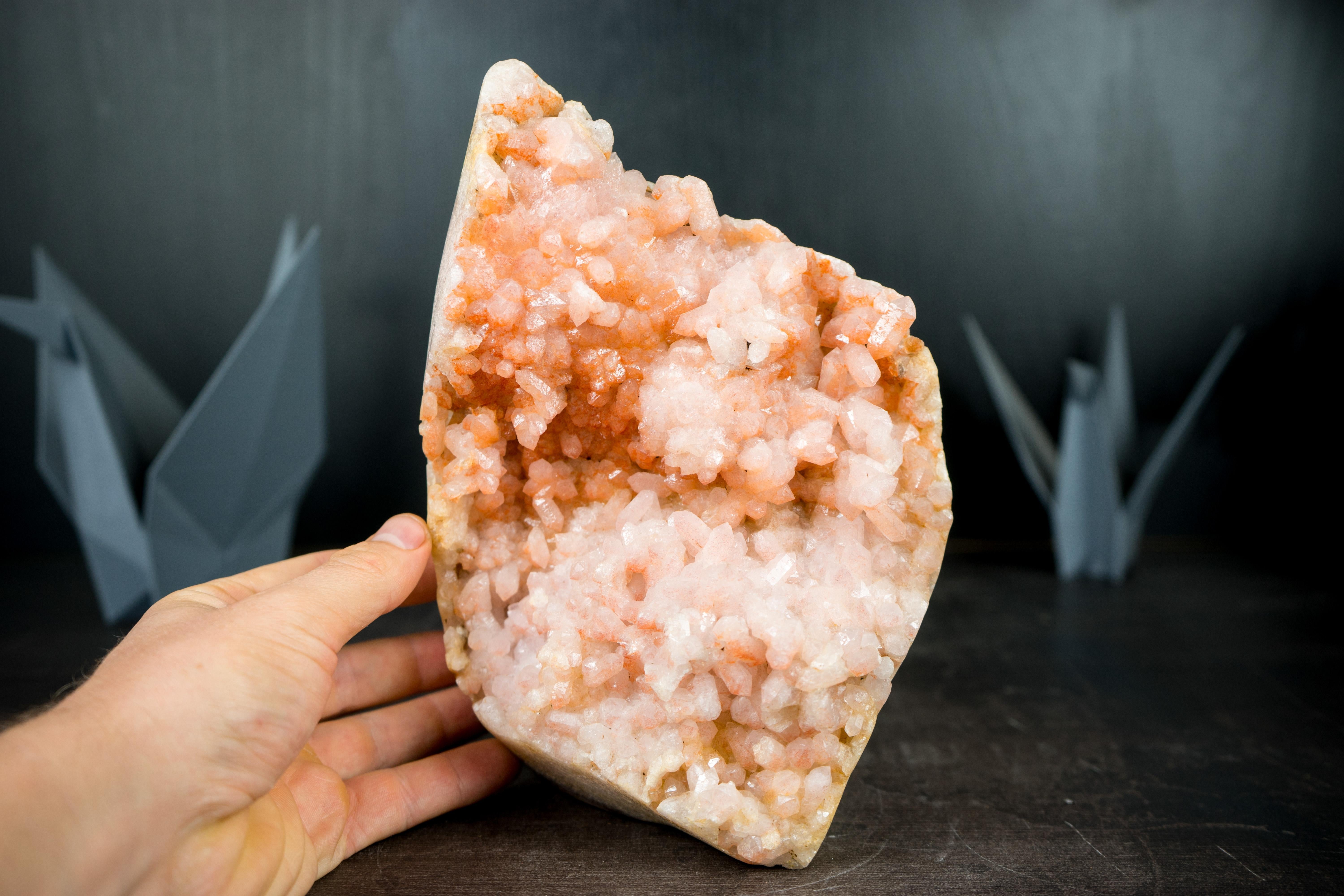 Rosa Amethyst-Geode, Self-Standing mit seltenem natürlichem Rosen Amethyst (Brasilianisch) im Angebot
