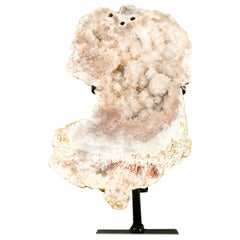 Lastra di geode di ametista rosa con fiori scultorei di ametista rosa e ametista rosa