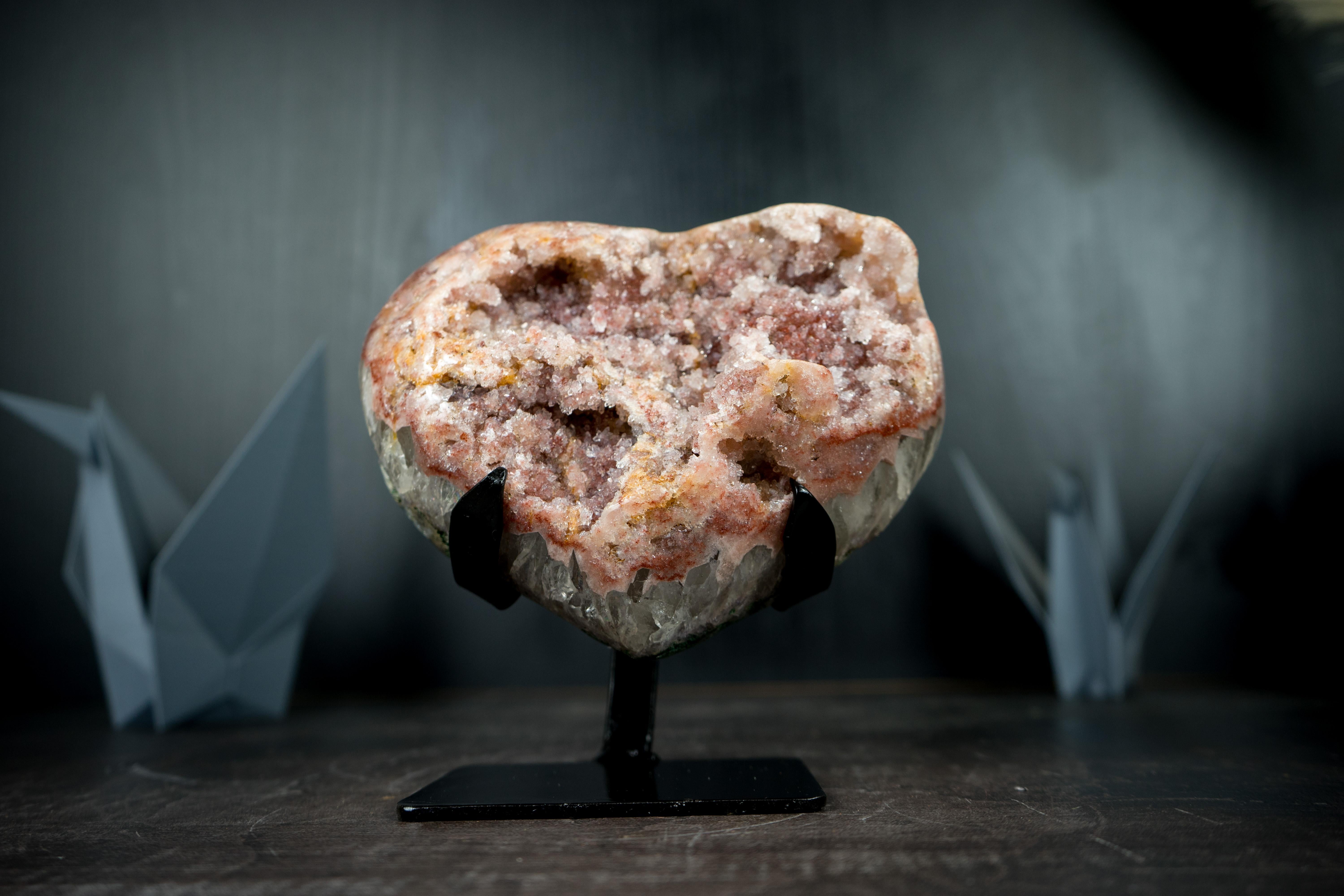 Cuore di ametista rosa con rara ametista rosa druzy, regalo di cristallo di piccole dimensioni in vendita 7