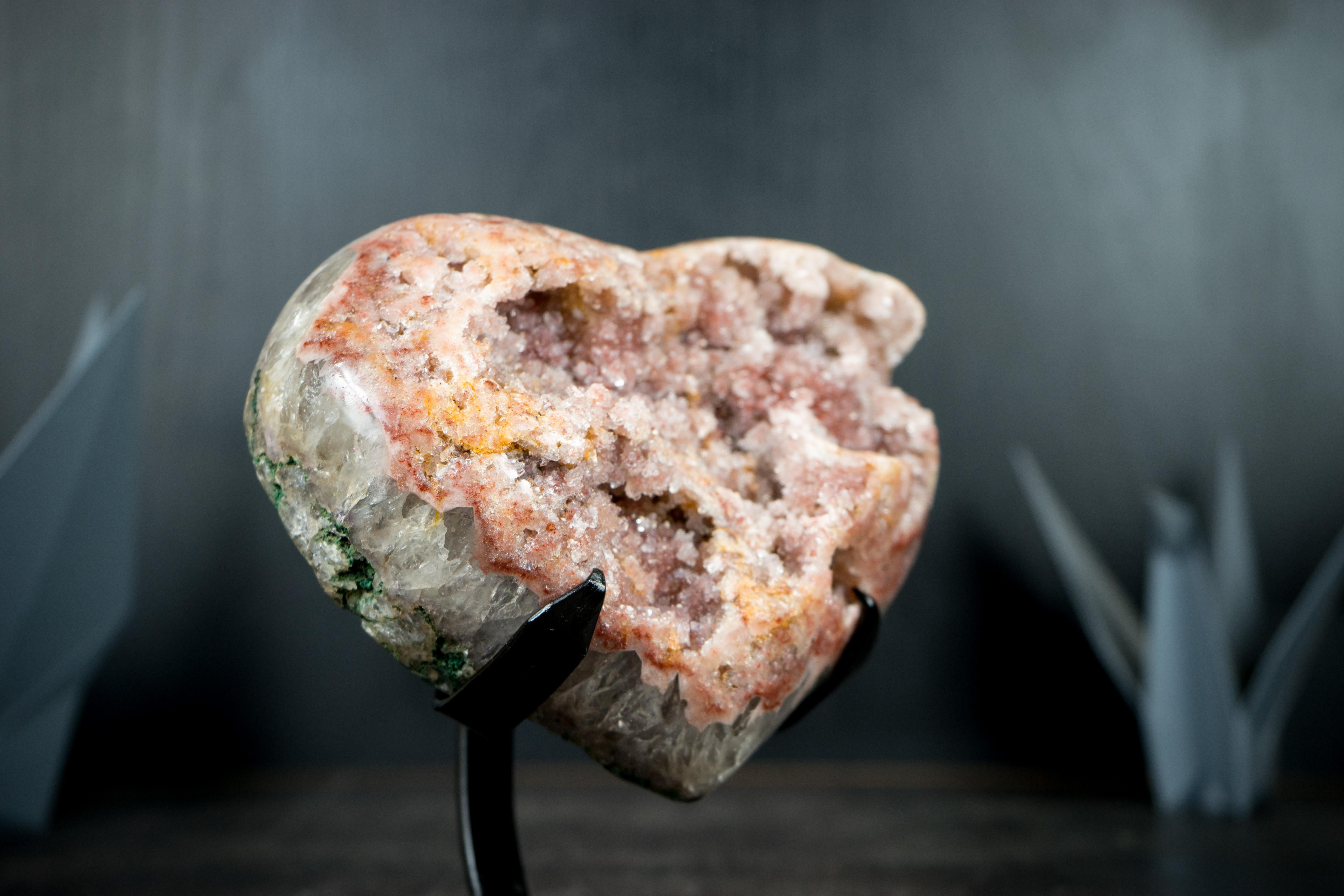 Agata Cuore di ametista rosa con rara ametista rosa druzy, regalo di cristallo di piccole dimensioni in vendita